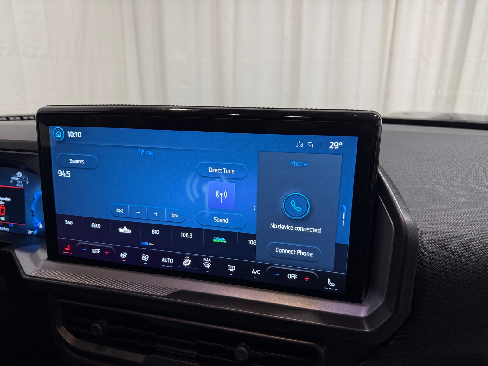 Thumbnail: 2025 Ford Bronco Sport - 4