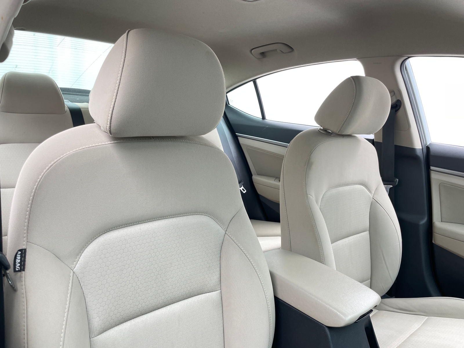 Thumbnail: 2018 Hyundai Elantra - 2