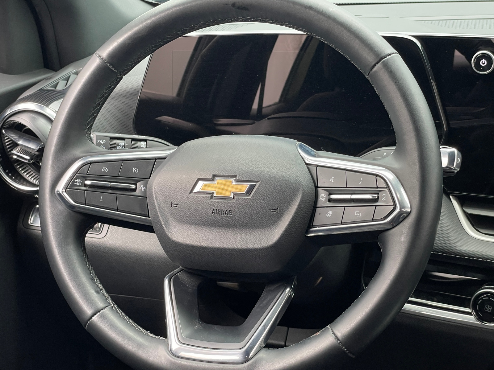 Thumbnail: 2025 Chevrolet Equinox - 5