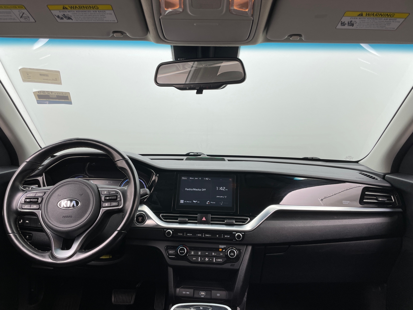 Thumbnail: 2020 Kia Niro - 2