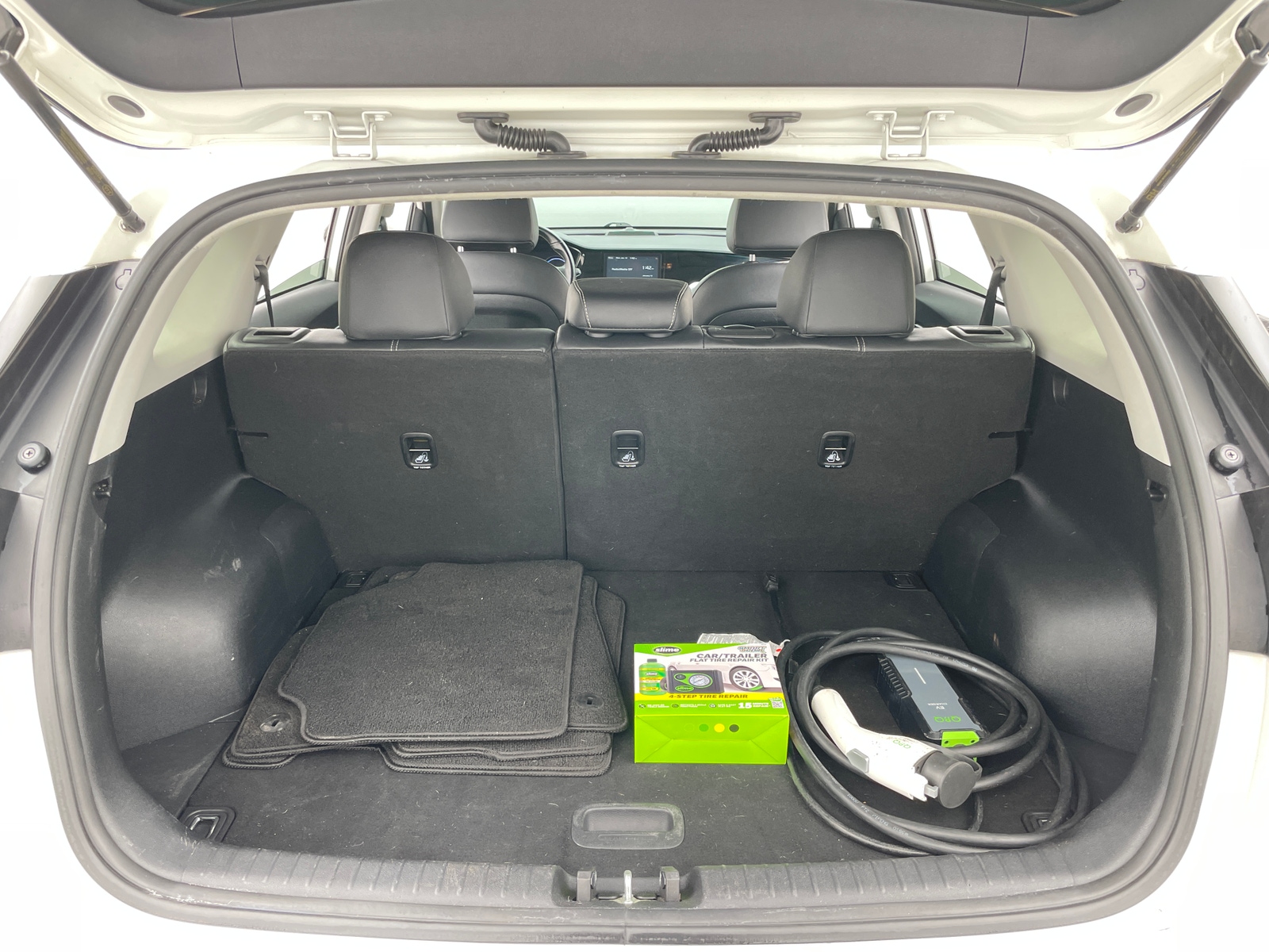 Thumbnail: 2020 Kia Niro - 6