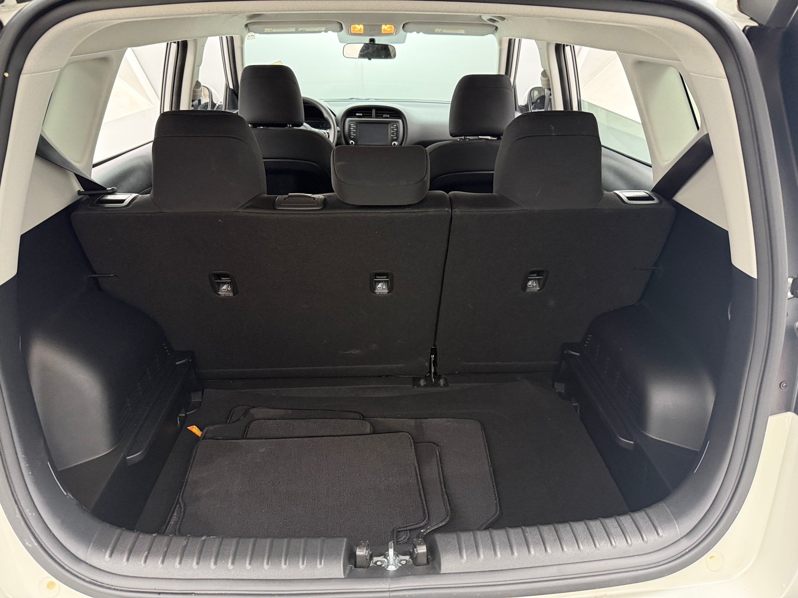 Thumbnail: 2020 Kia Soul - 7