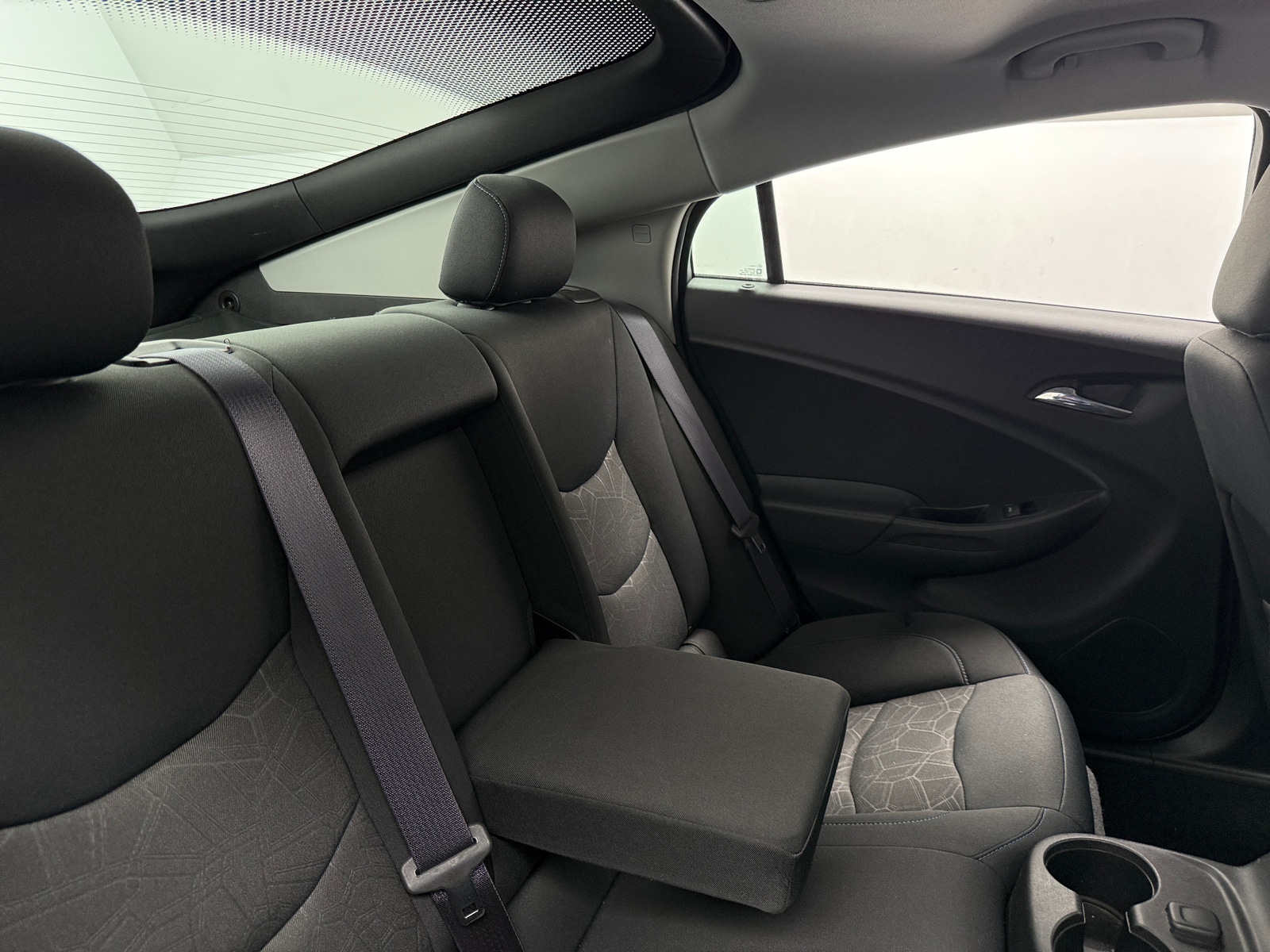 Thumbnail: 2017 Chevrolet Volt - 6