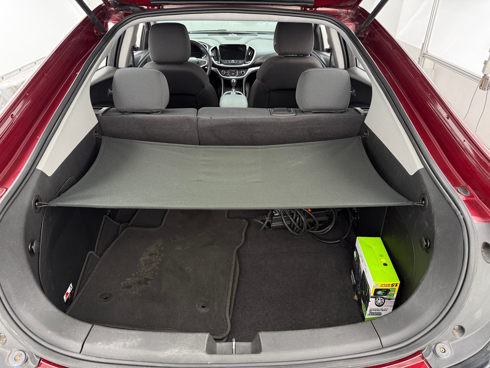 Thumbnail: 2017 Chevrolet Volt - 7