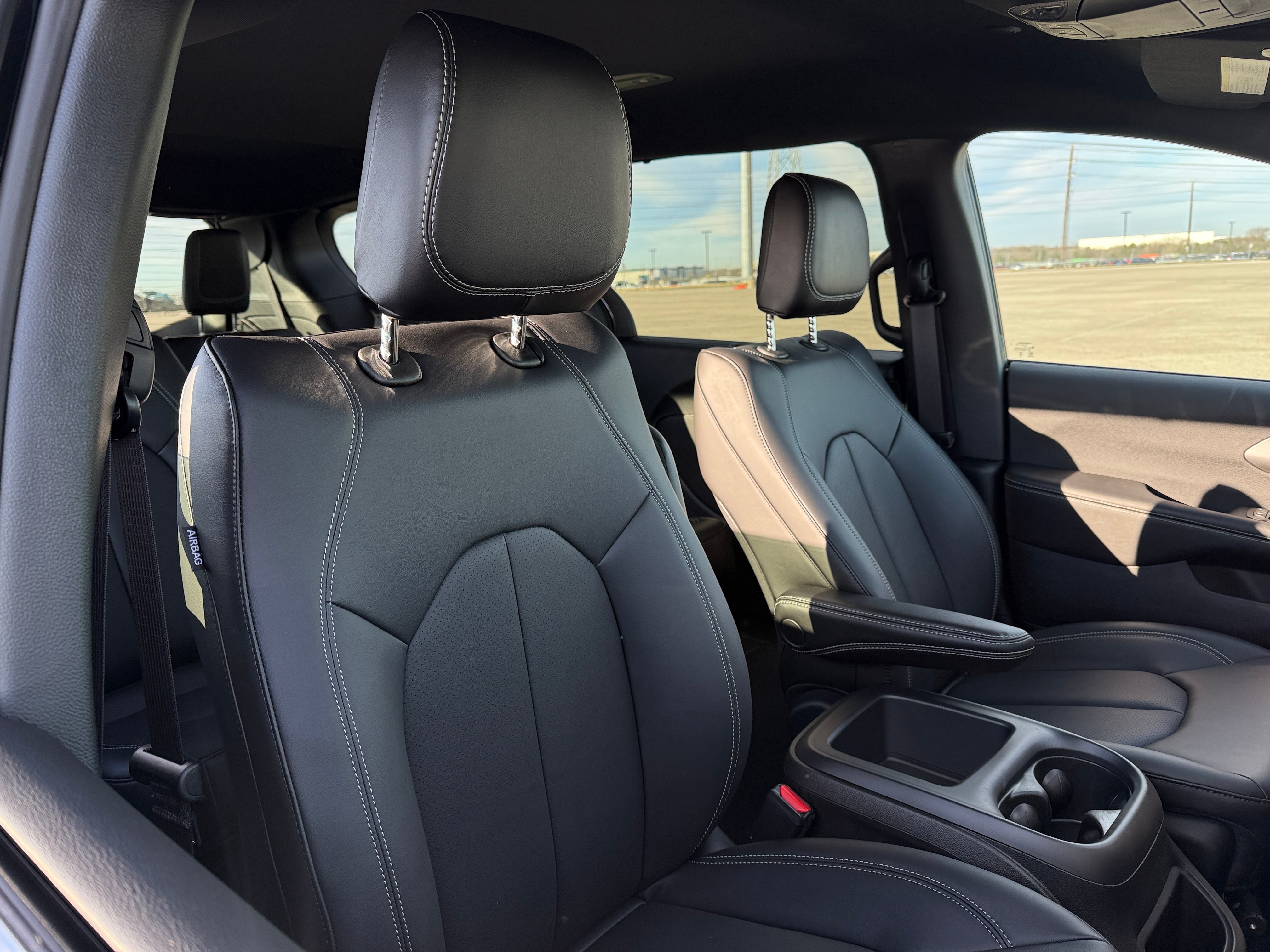 2026 Chrysler Voyager