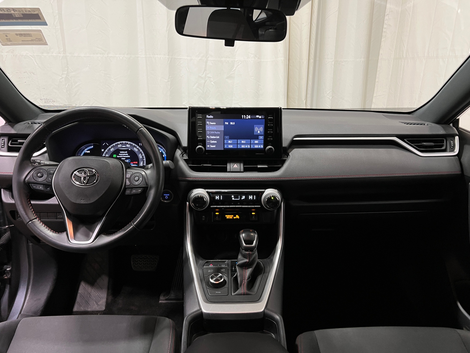 Thumbnail: 2021 Toyota RAV4 - 3