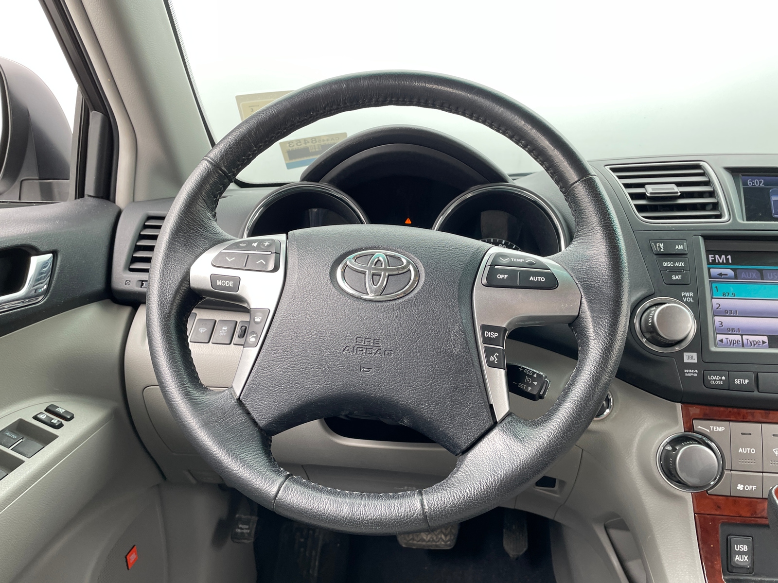 Thumbnail: 2012 Toyota Highlander - 4