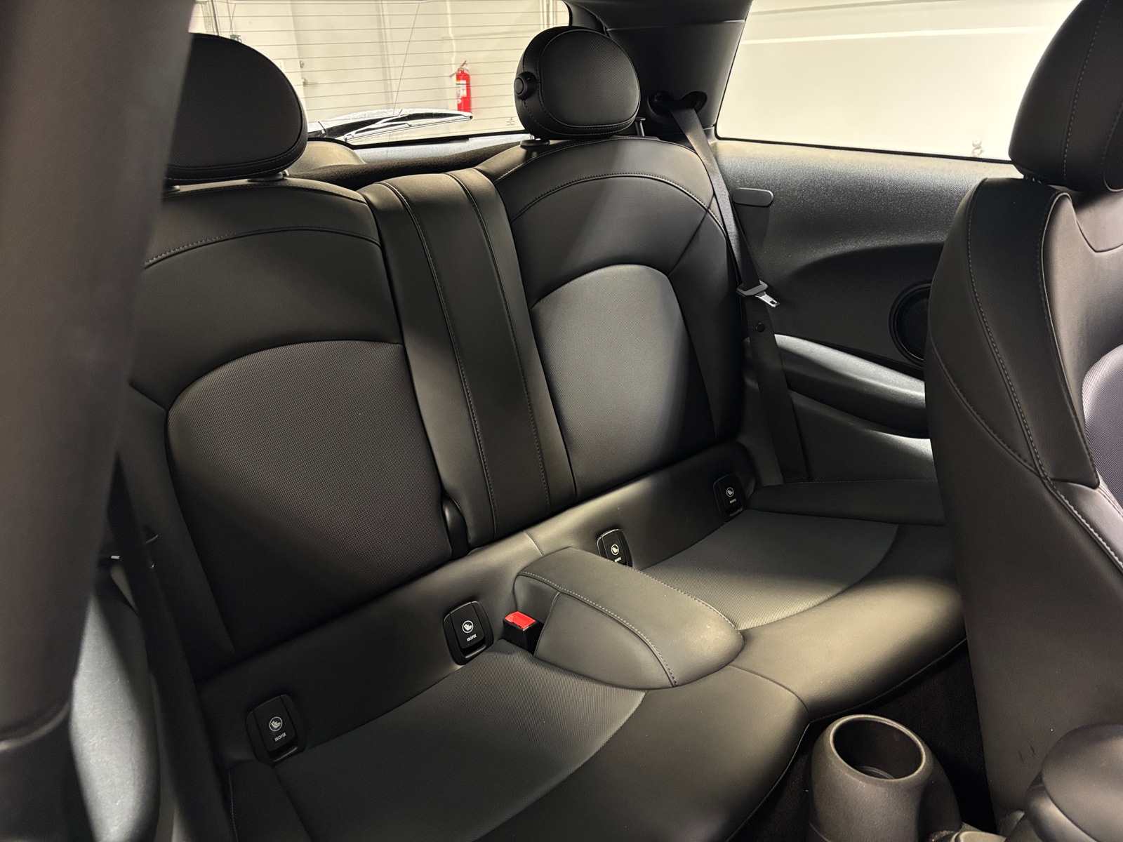 Thumbnail: 2019 MINI Cooper Hardtop - 5