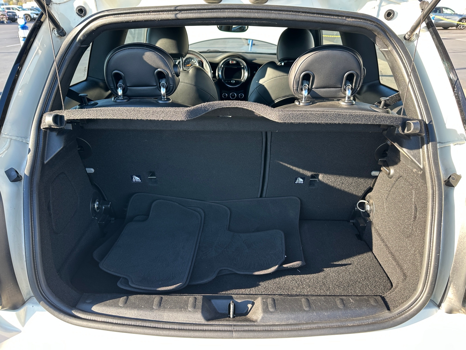 Thumbnail: 2019 MINI Cooper Hardtop - 6