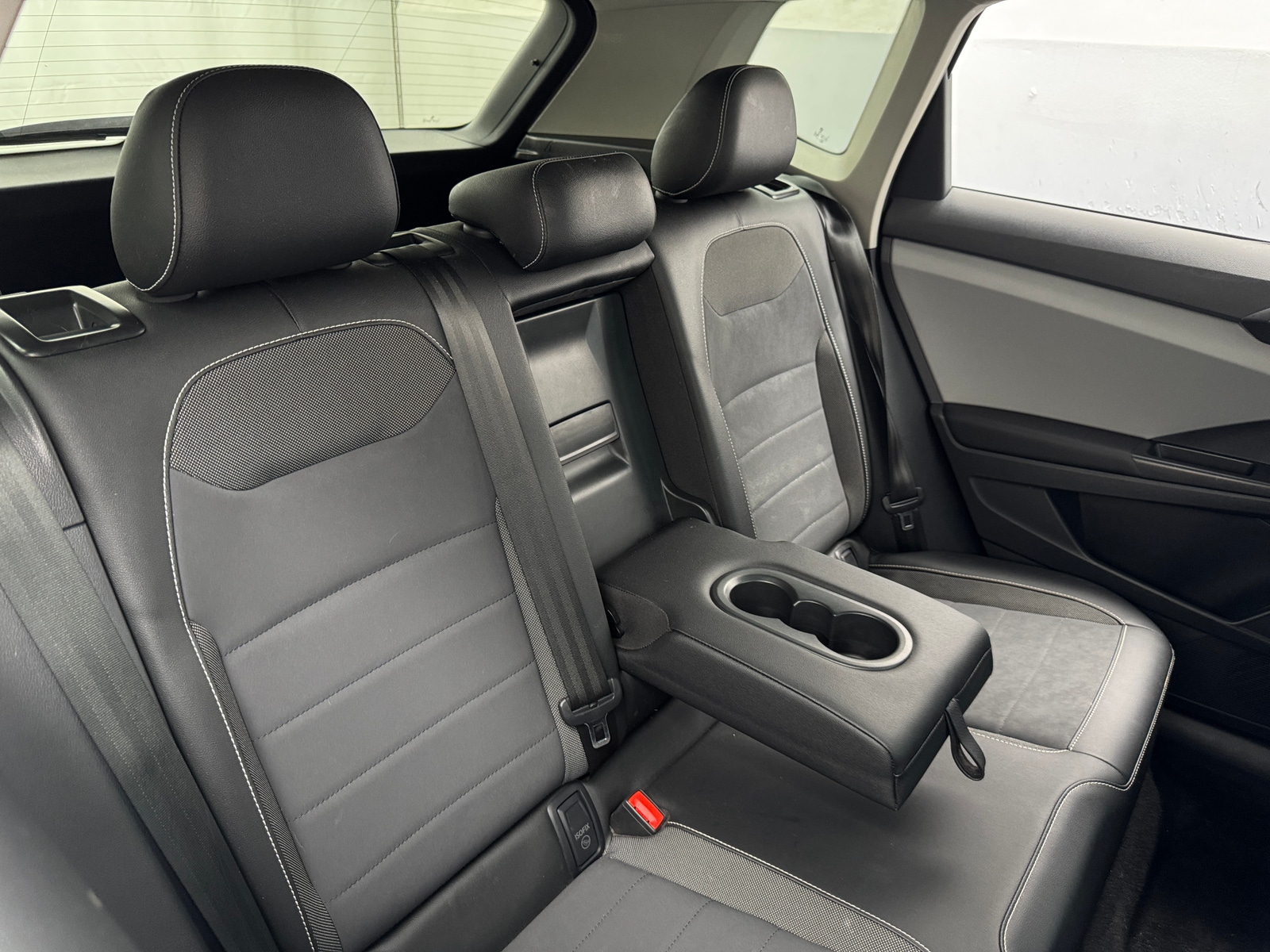 Thumbnail: 2023 Volkswagen Taos - 5