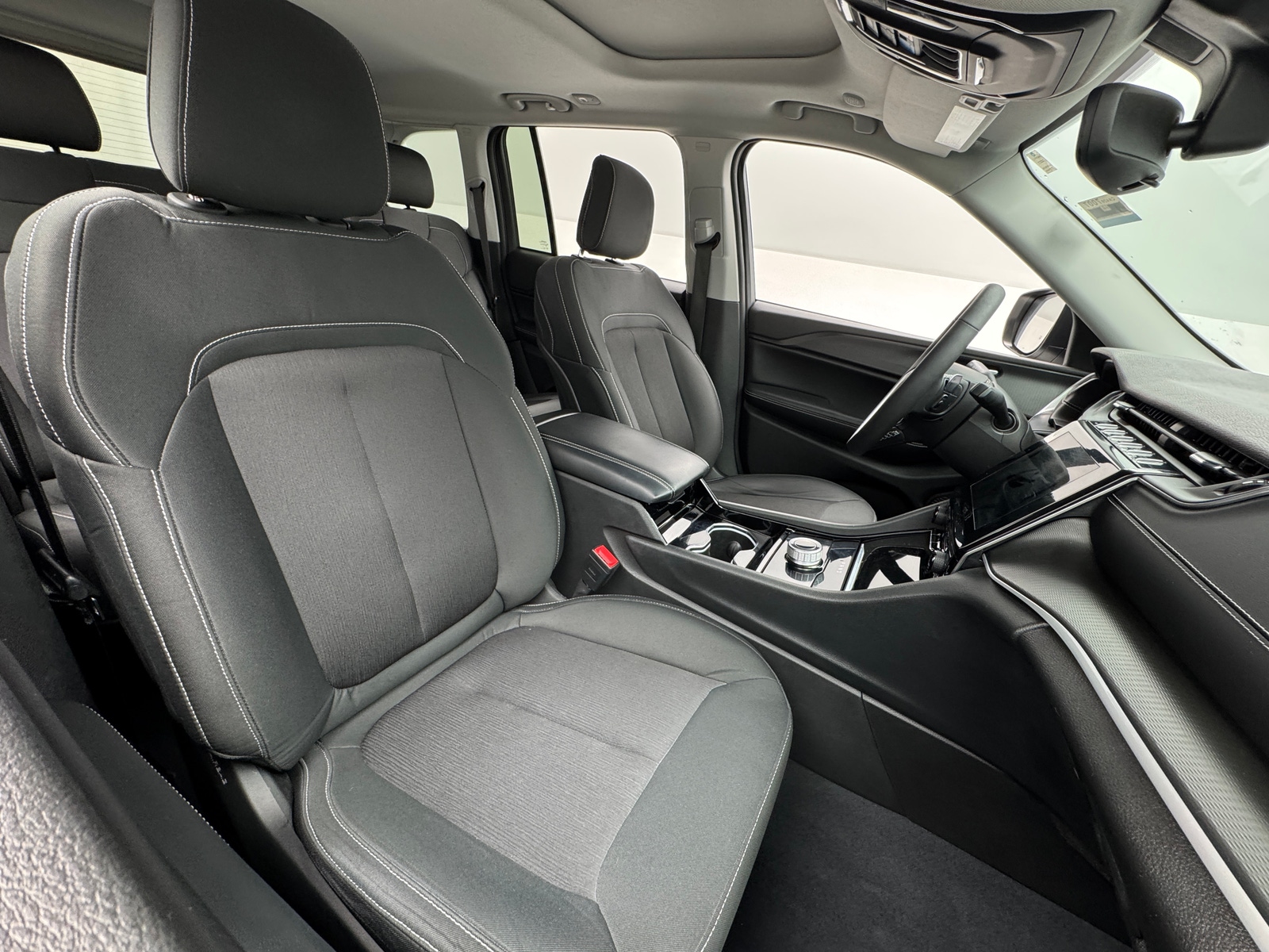 Thumbnail: 2023 Jeep Grand Cherokee - 2