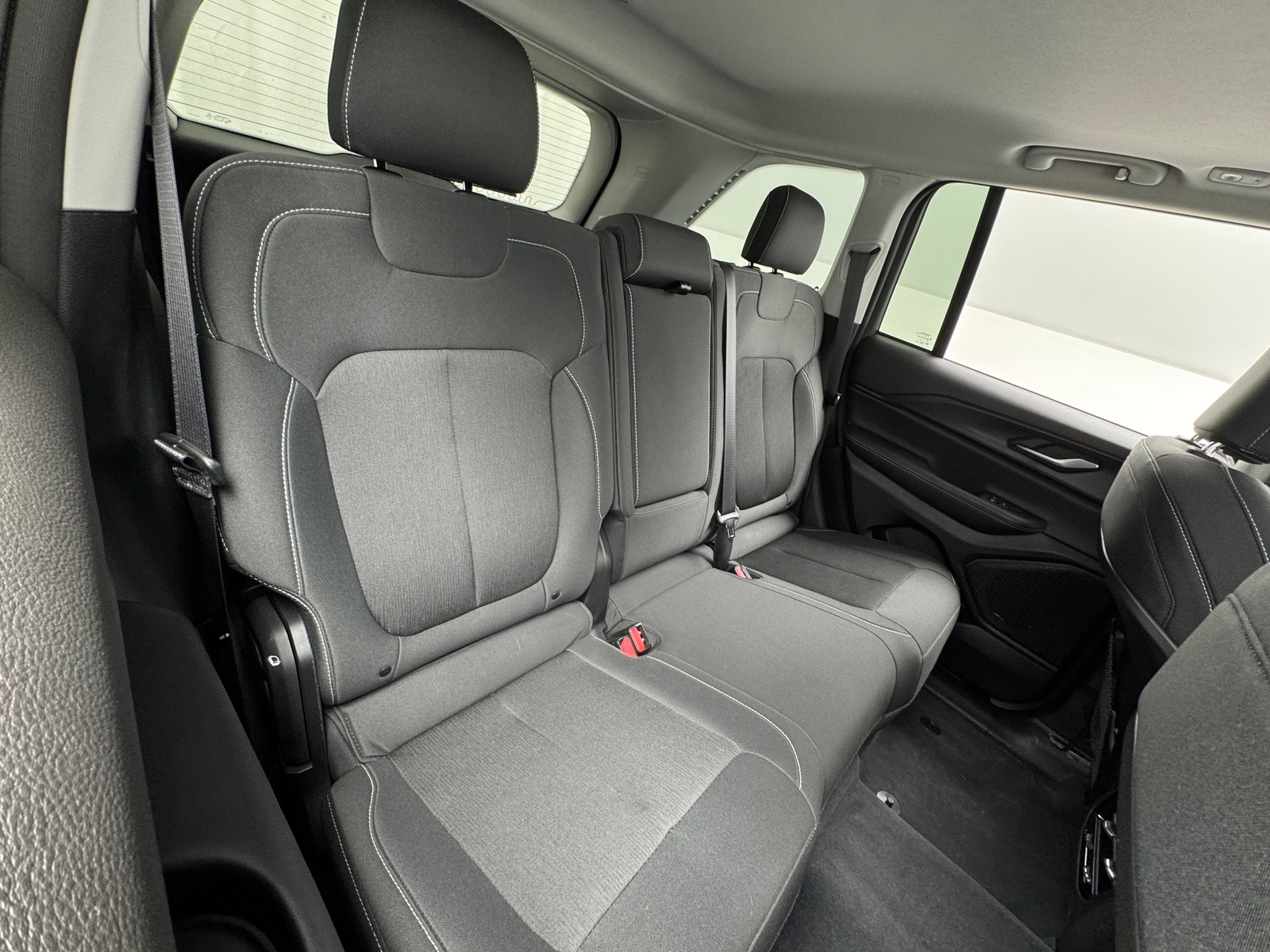 Thumbnail: 2023 Jeep Grand Cherokee - 6