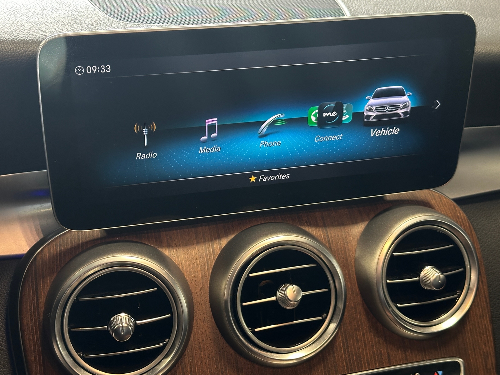 Thumbnail: 2020 Mercedes-Benz C-Class - 3