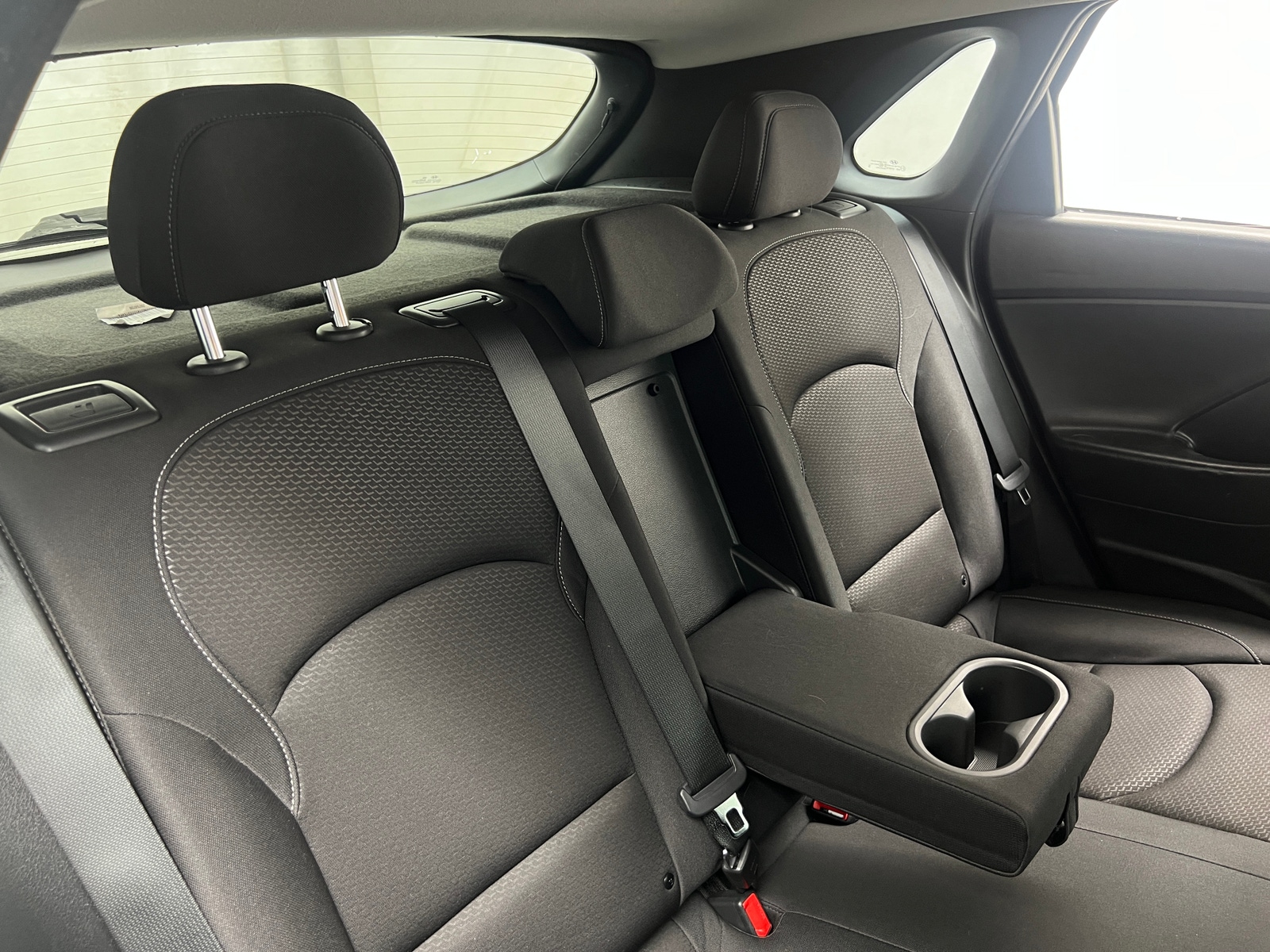 Thumbnail: 2018 Hyundai Elantra - 6