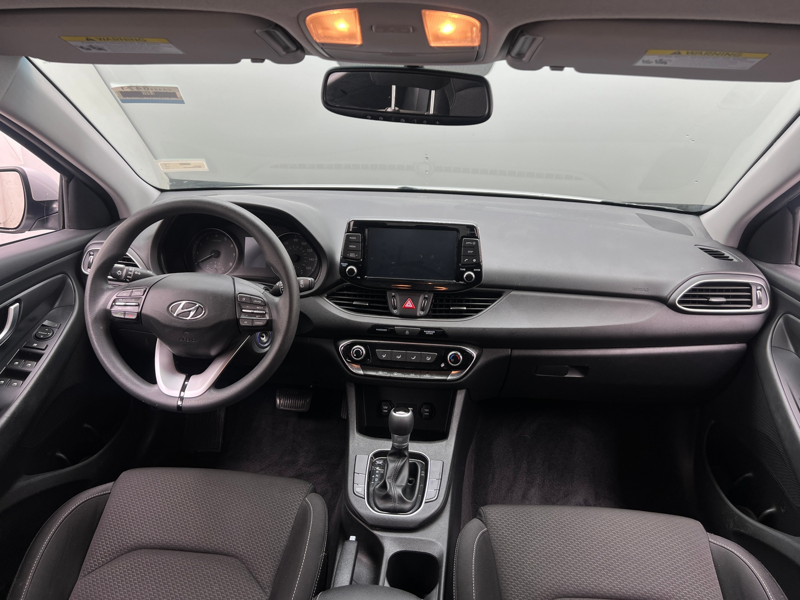 Thumbnail: 2018 Hyundai Elantra - 3