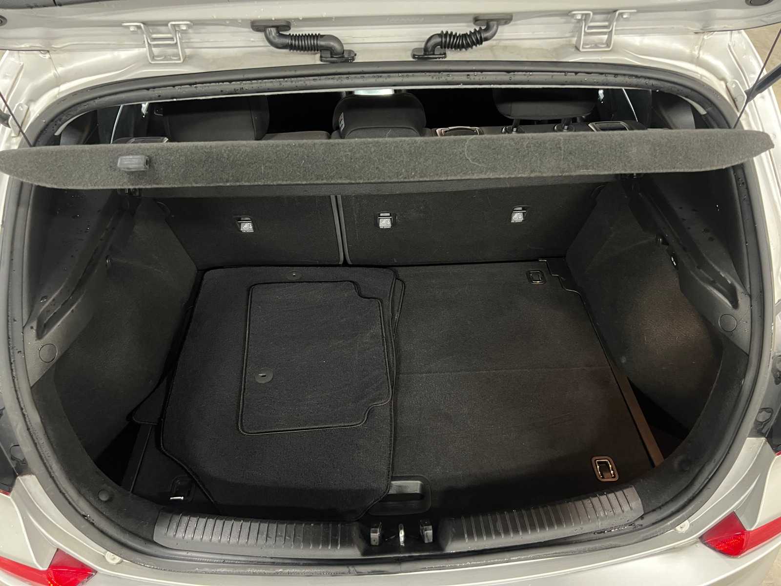 Thumbnail: 2018 Hyundai Elantra - 7