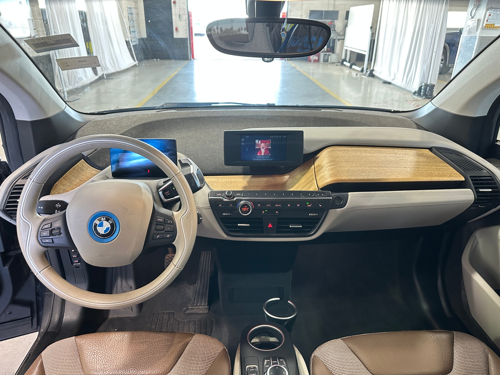 Thumbnail: 2019 BMW i3 - 3