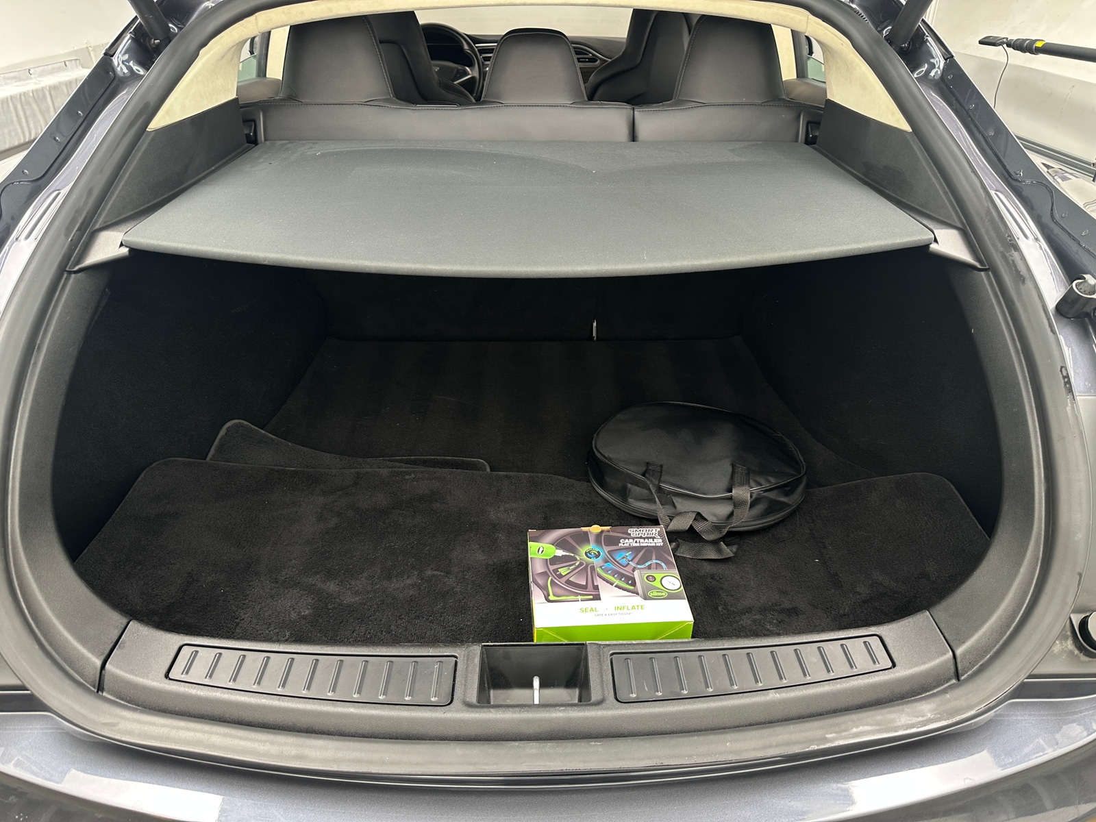 Thumbnail: 2016 Tesla Model S - 6