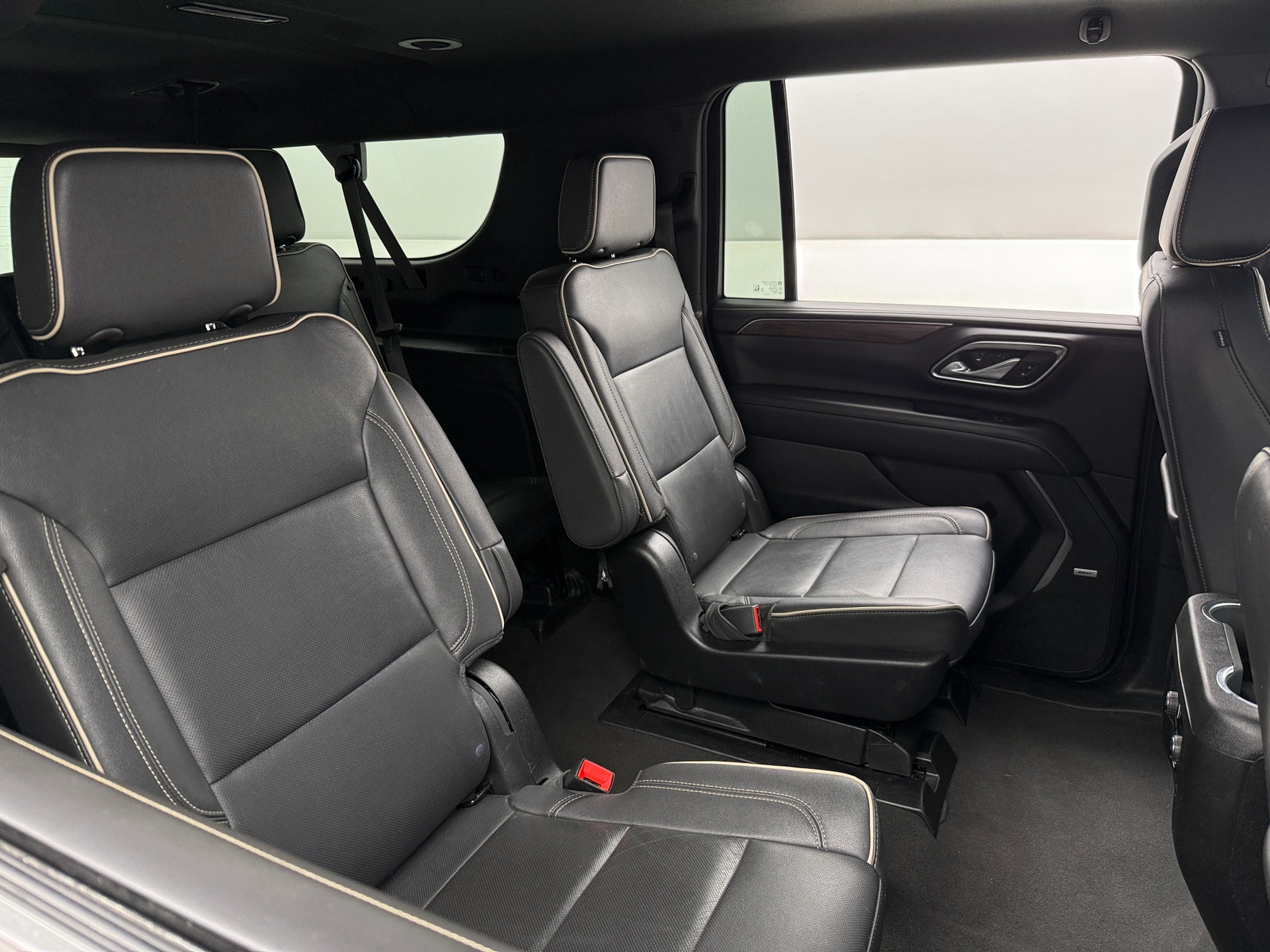 Thumbnail: 2023 Chevrolet Suburban - 5