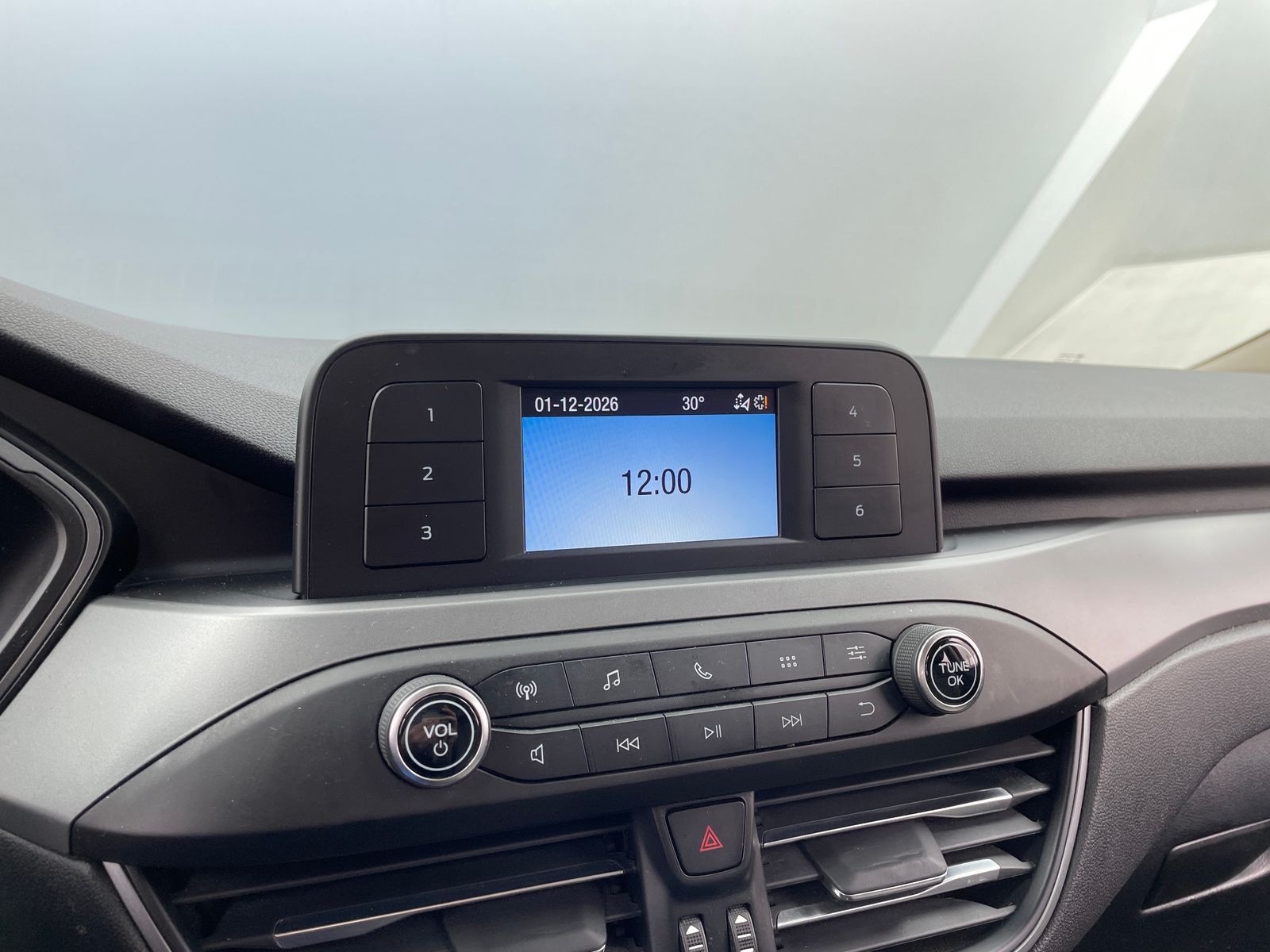 Thumbnail: 2020 Ford Escape - 4