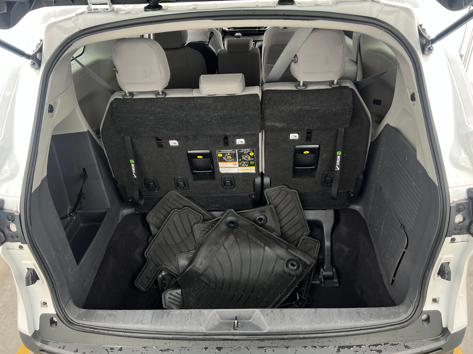 Thumbnail: 2023 Toyota Sienna - 7