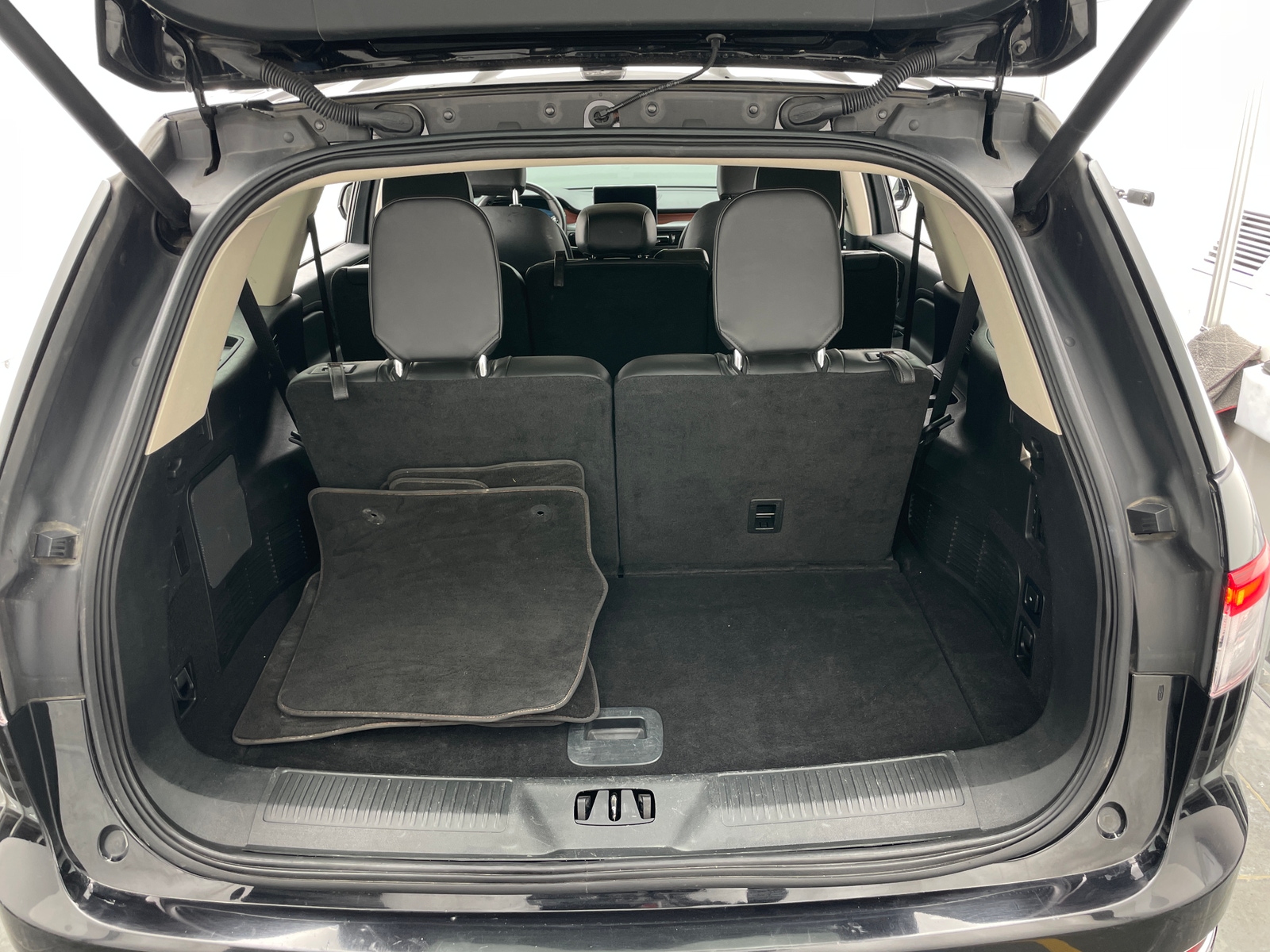 Thumbnail: 2024 Lincoln Aviator - 6