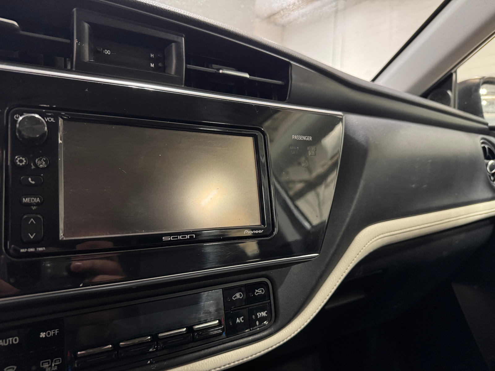 Thumbnail: 2016 Scion iM - 3