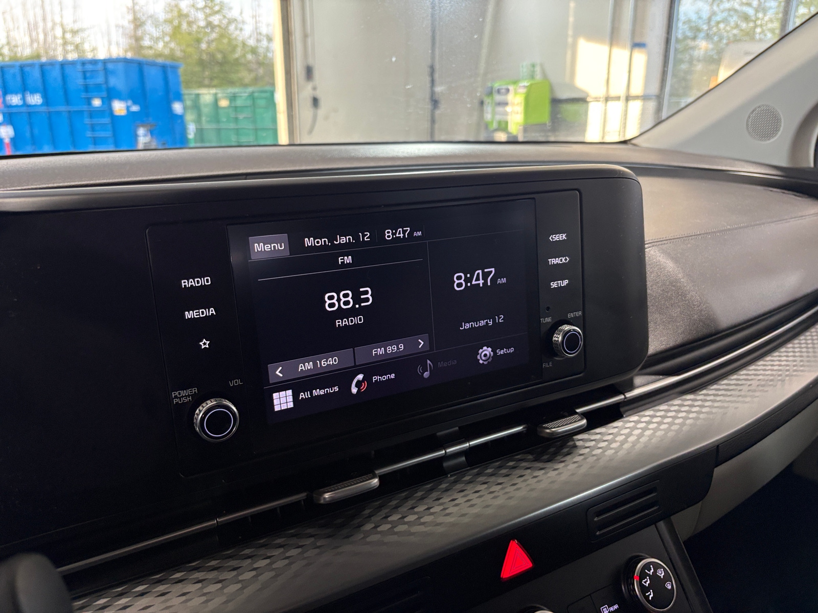 Thumbnail: 2022 Kia Carnival - 3