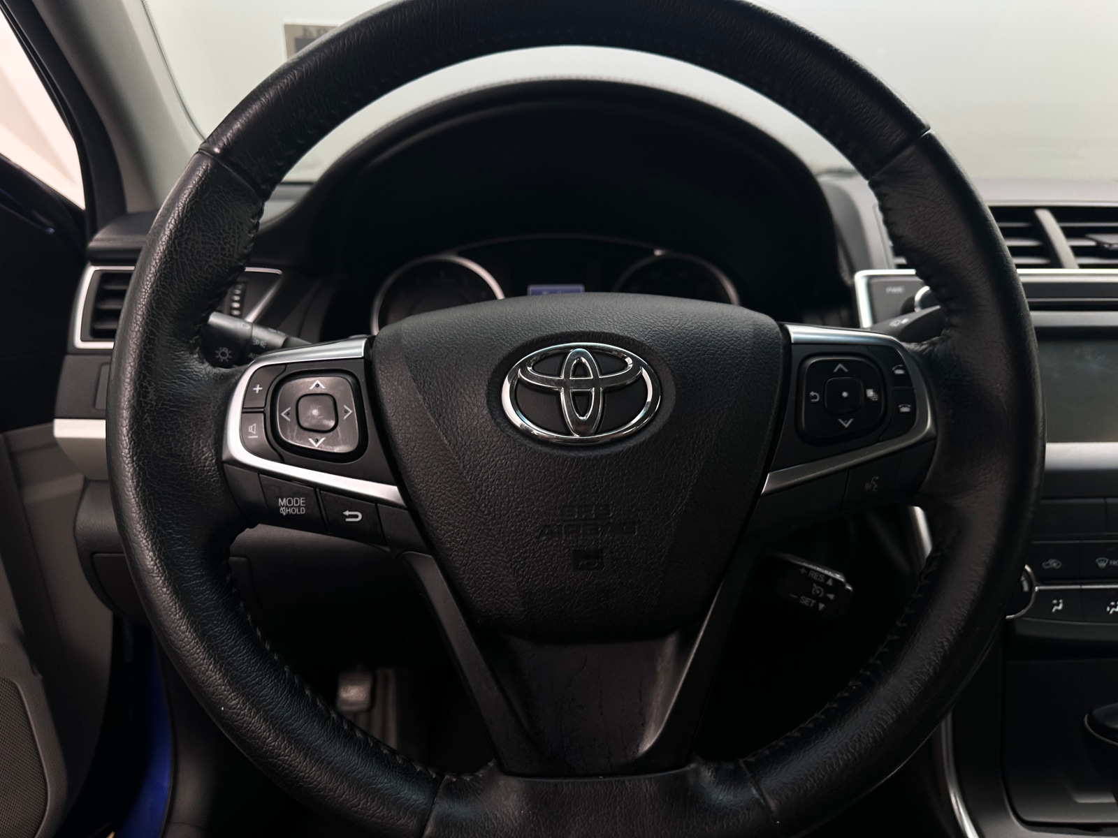 Thumbnail: 2015 Toyota Camry - 5