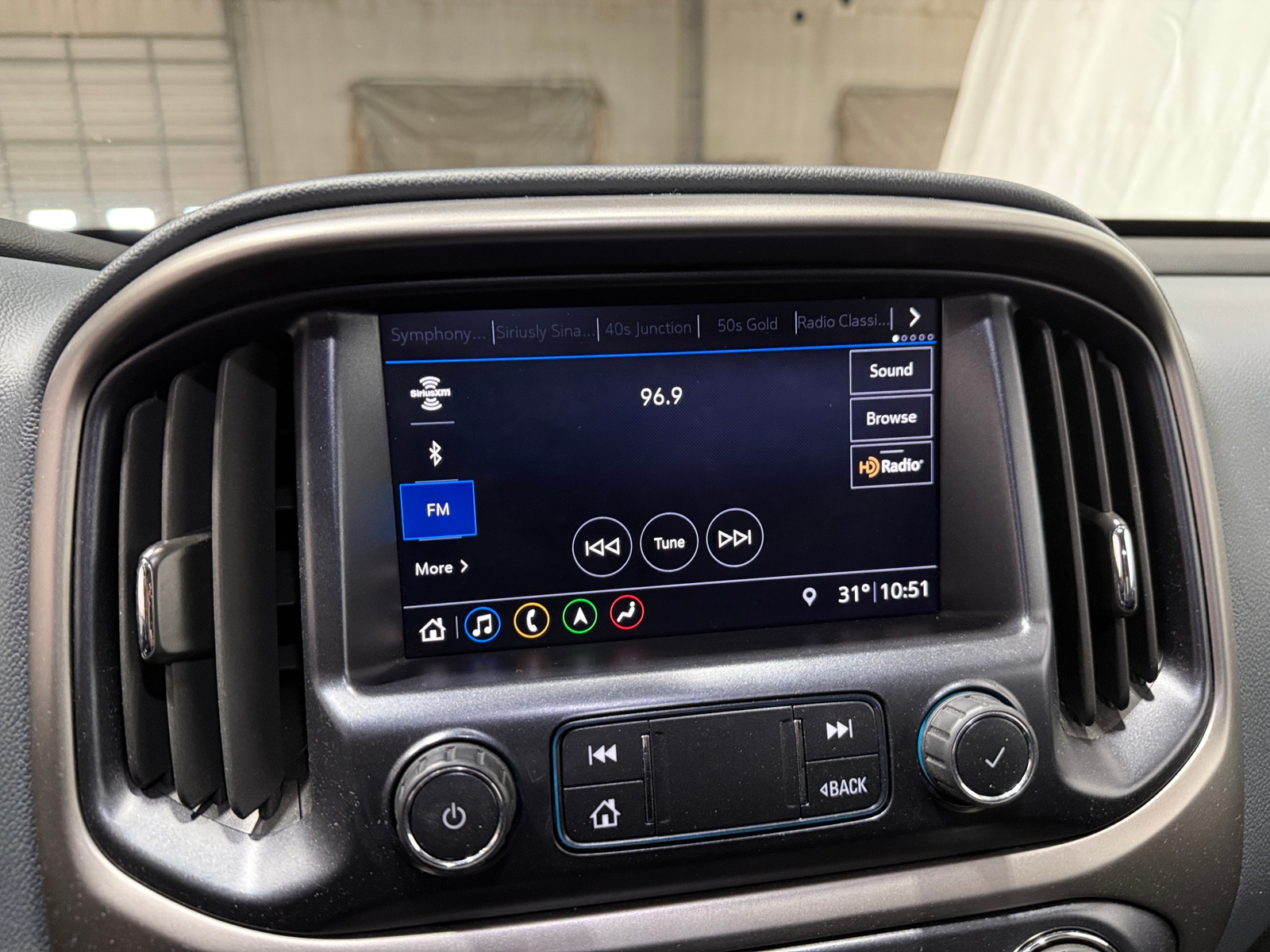 Thumbnail: 2020 Chevrolet Colorado - 3