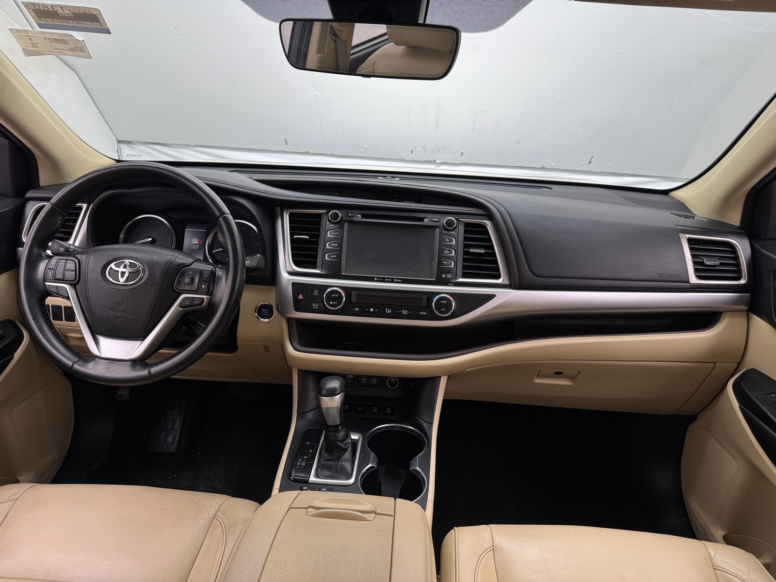 Thumbnail: 2018 Toyota Highlander - 2