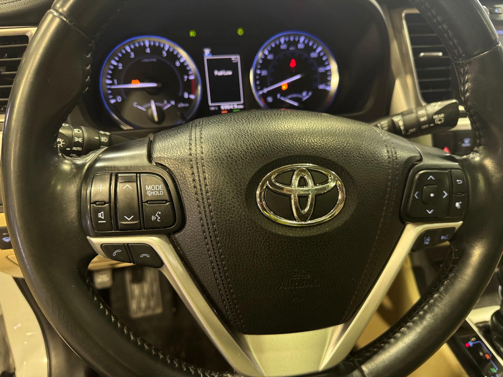 Thumbnail: 2018 Toyota Highlander - 4