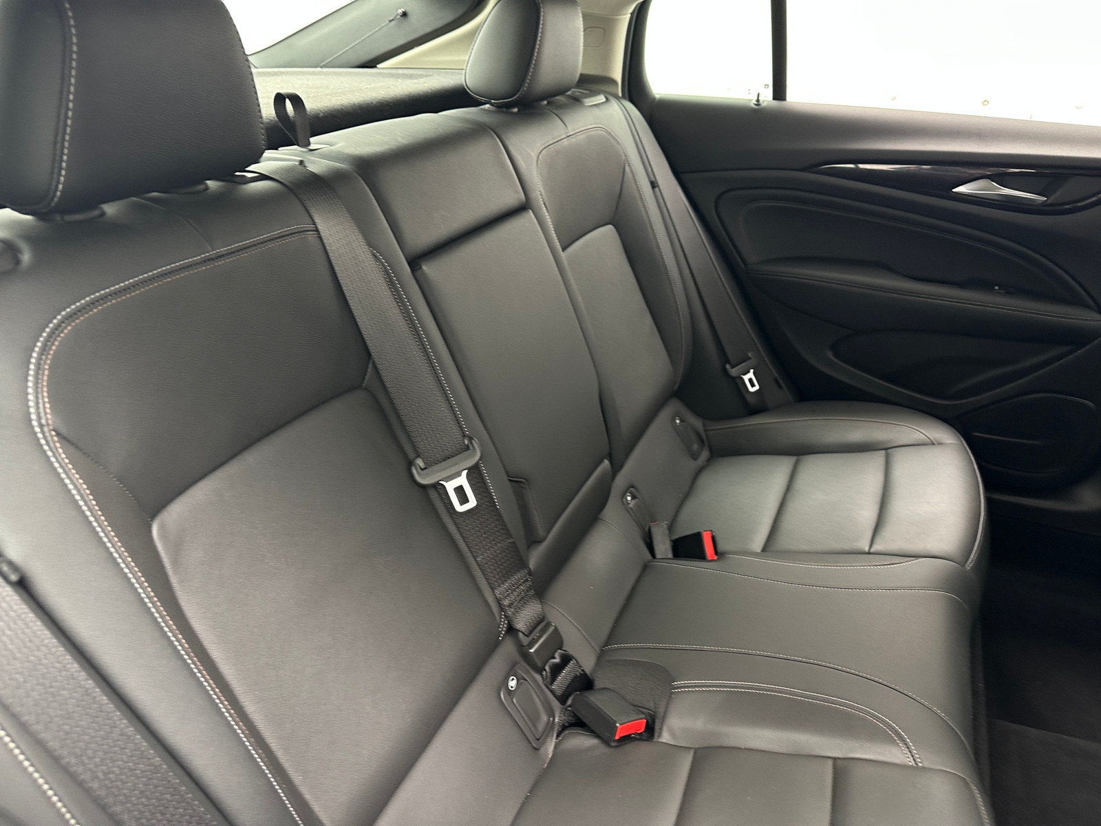 Thumbnail: 2018 Buick Regal - 5