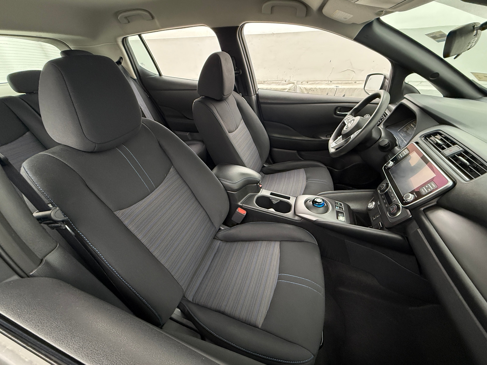 Thumbnail: 2023 Nissan Leaf - 2