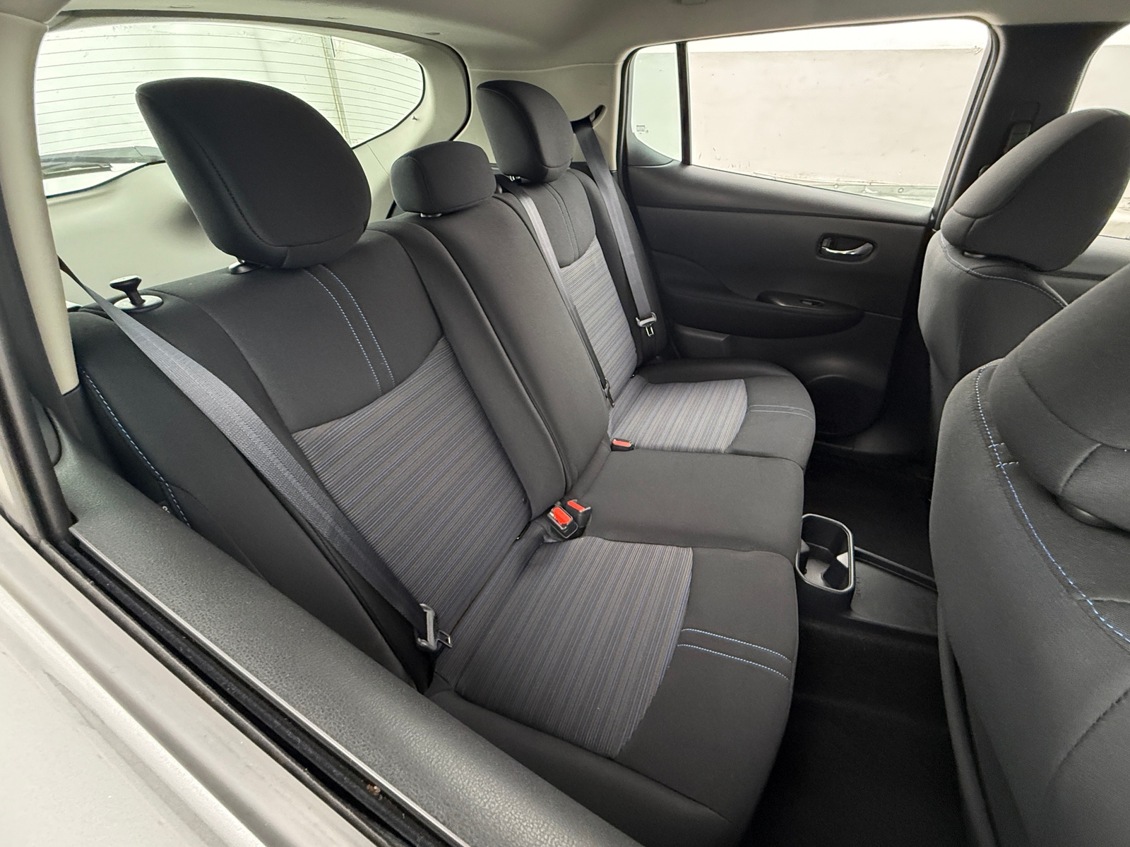 Thumbnail: 2023 Nissan Leaf - 6