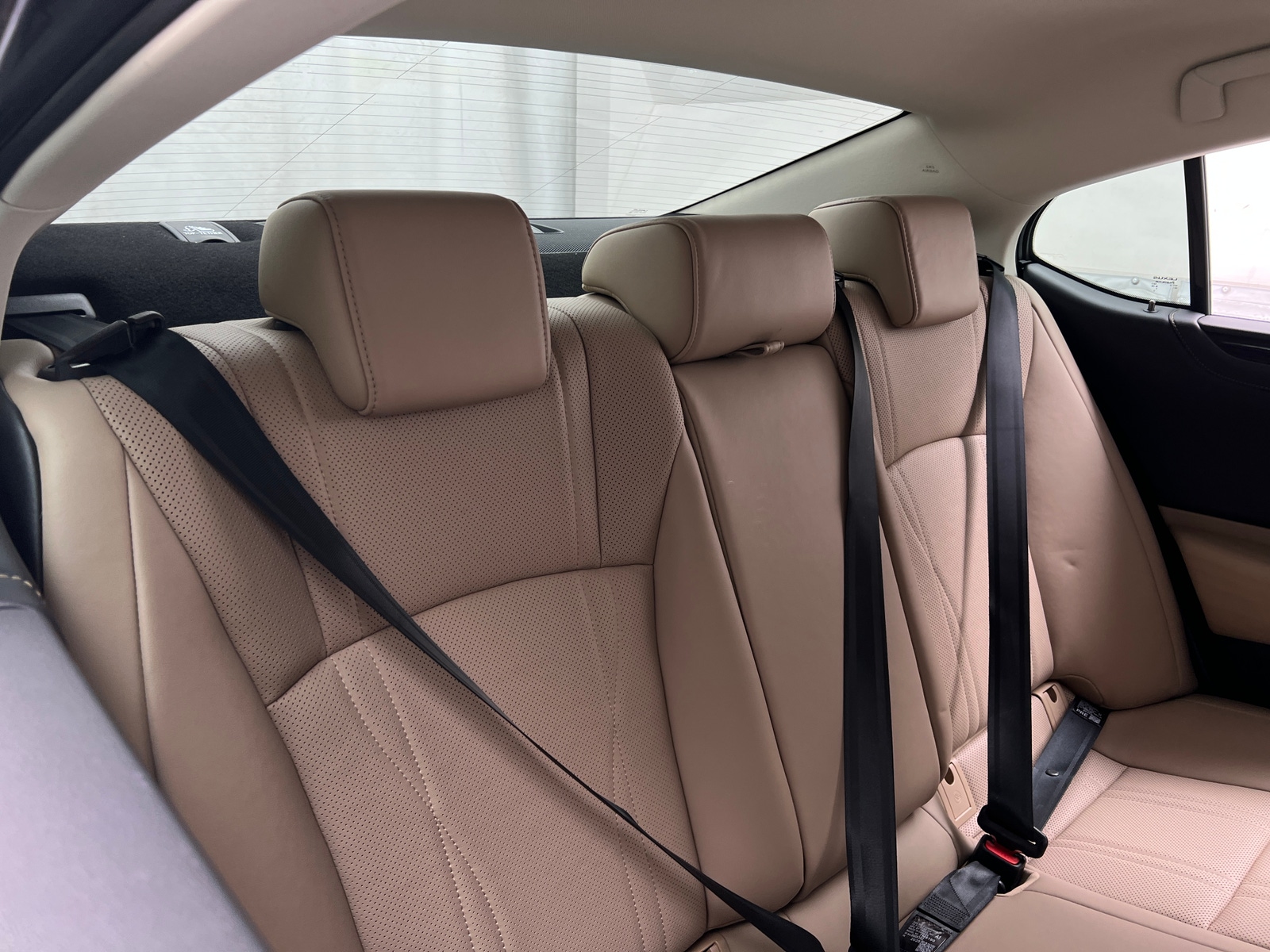 Thumbnail: 2020 Lexus ES - 5