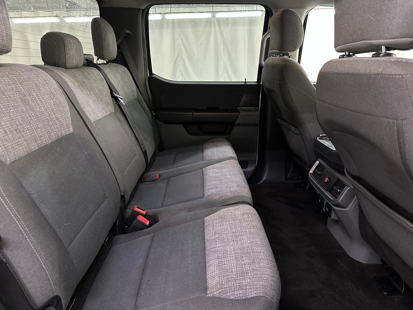 Thumbnail: 2021 Ford Econoline - 6