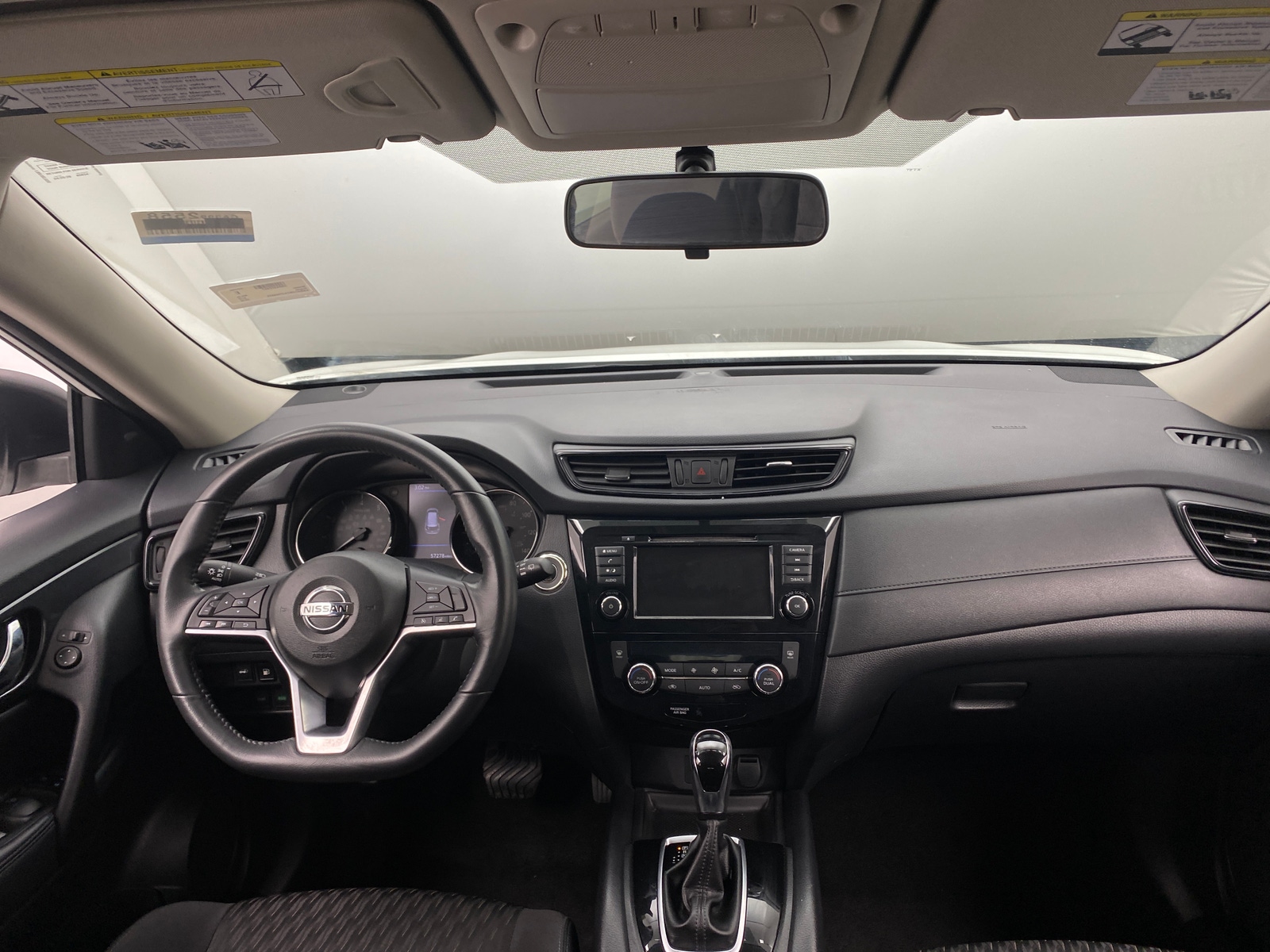 Thumbnail: 2018 Nissan Rogue - 3