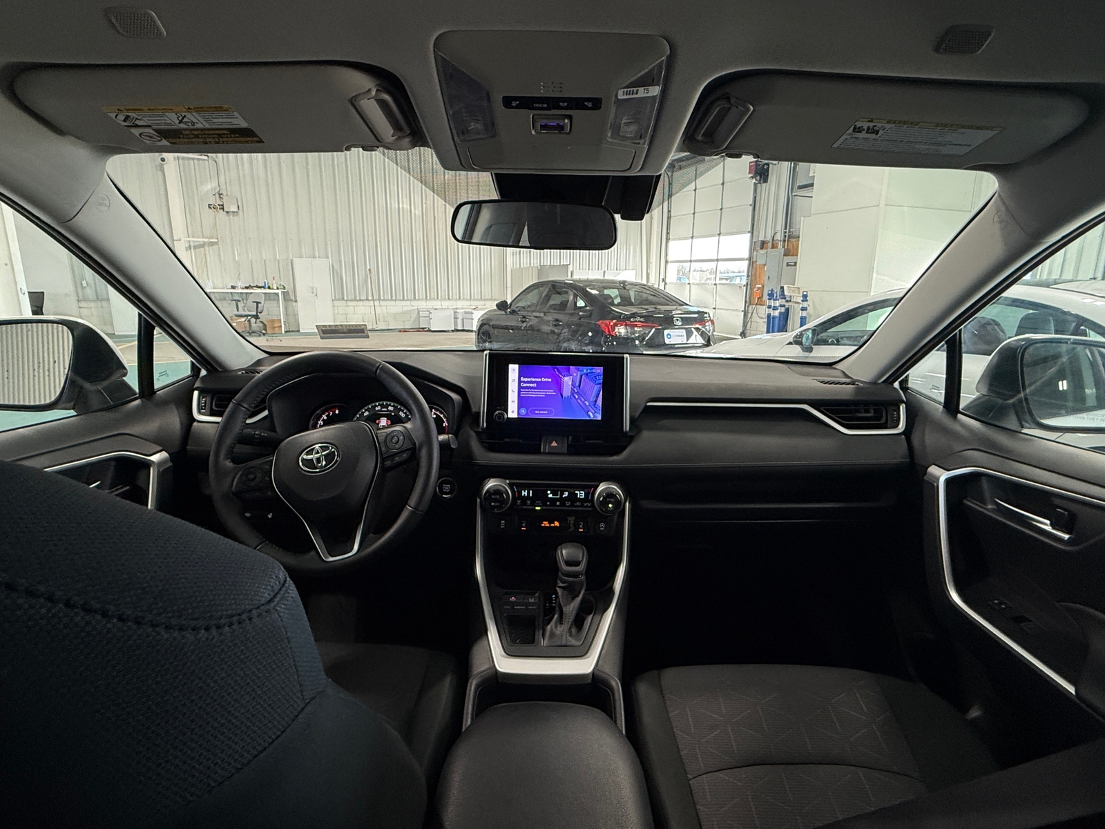 Thumbnail: 2025 Toyota RAV4 - 3