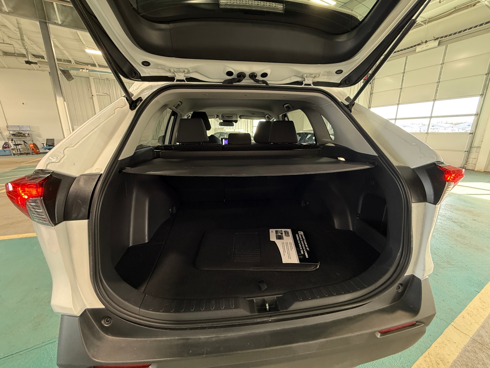 Thumbnail: 2025 Toyota RAV4 - 7