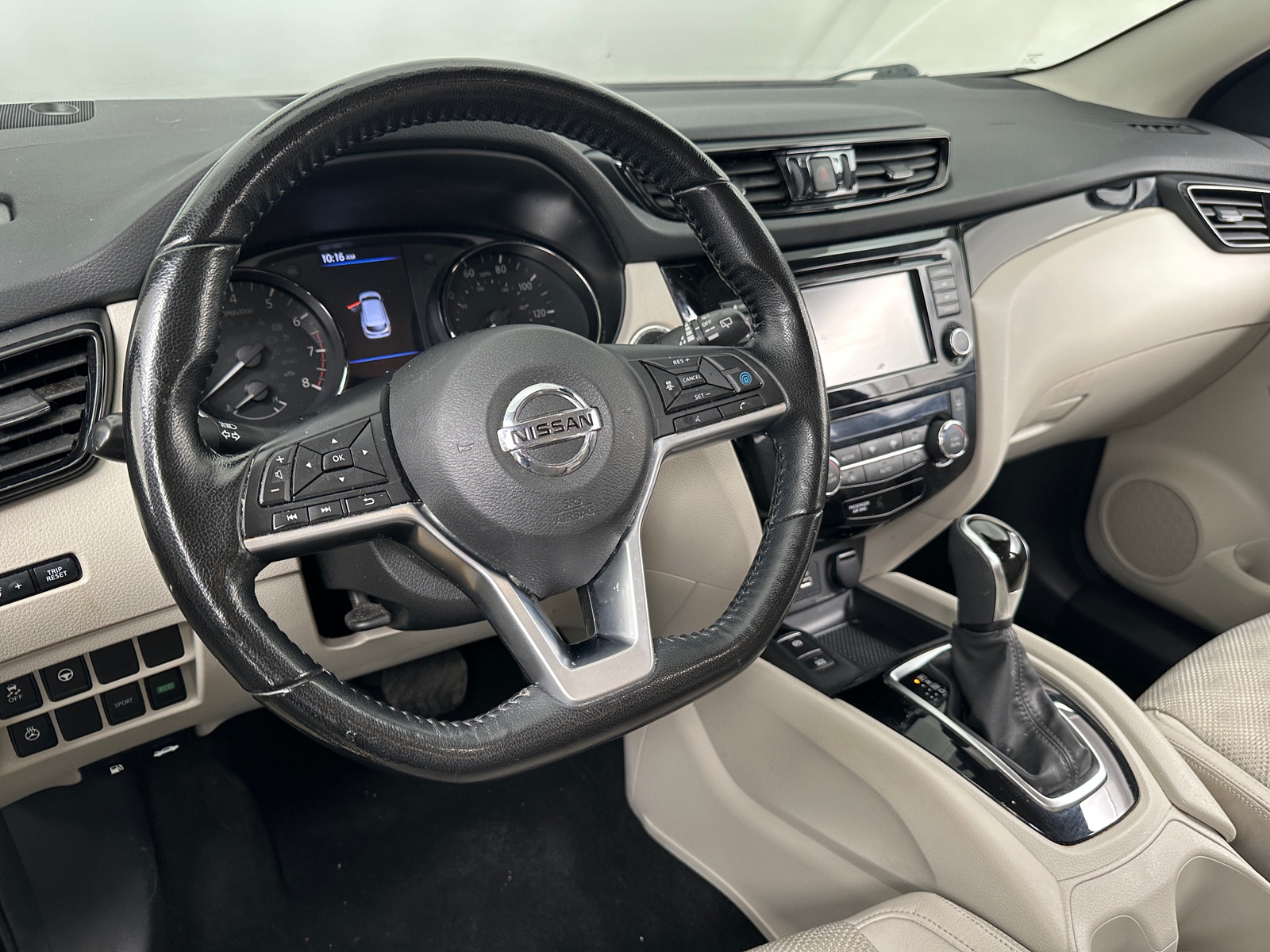 Thumbnail: 2021 Nissan Rogue Sport - 5