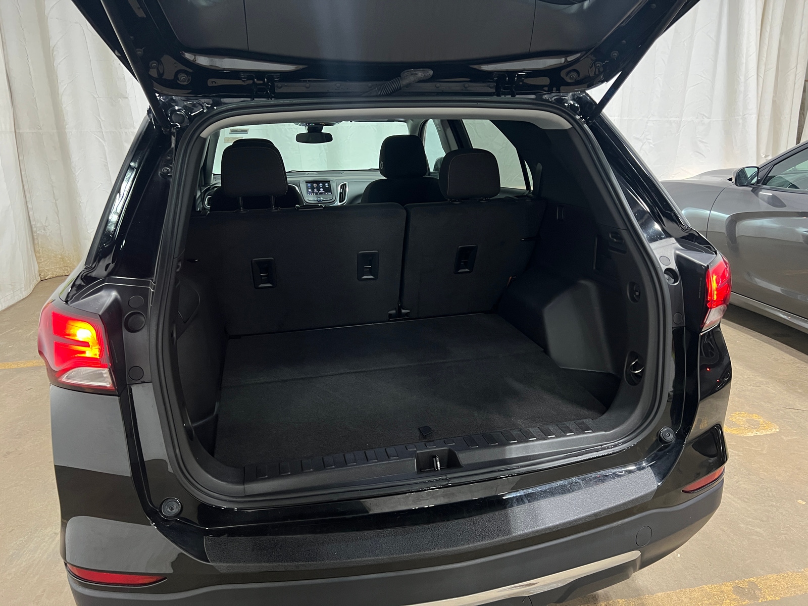 Thumbnail: 2023 Chevrolet Equinox - 7