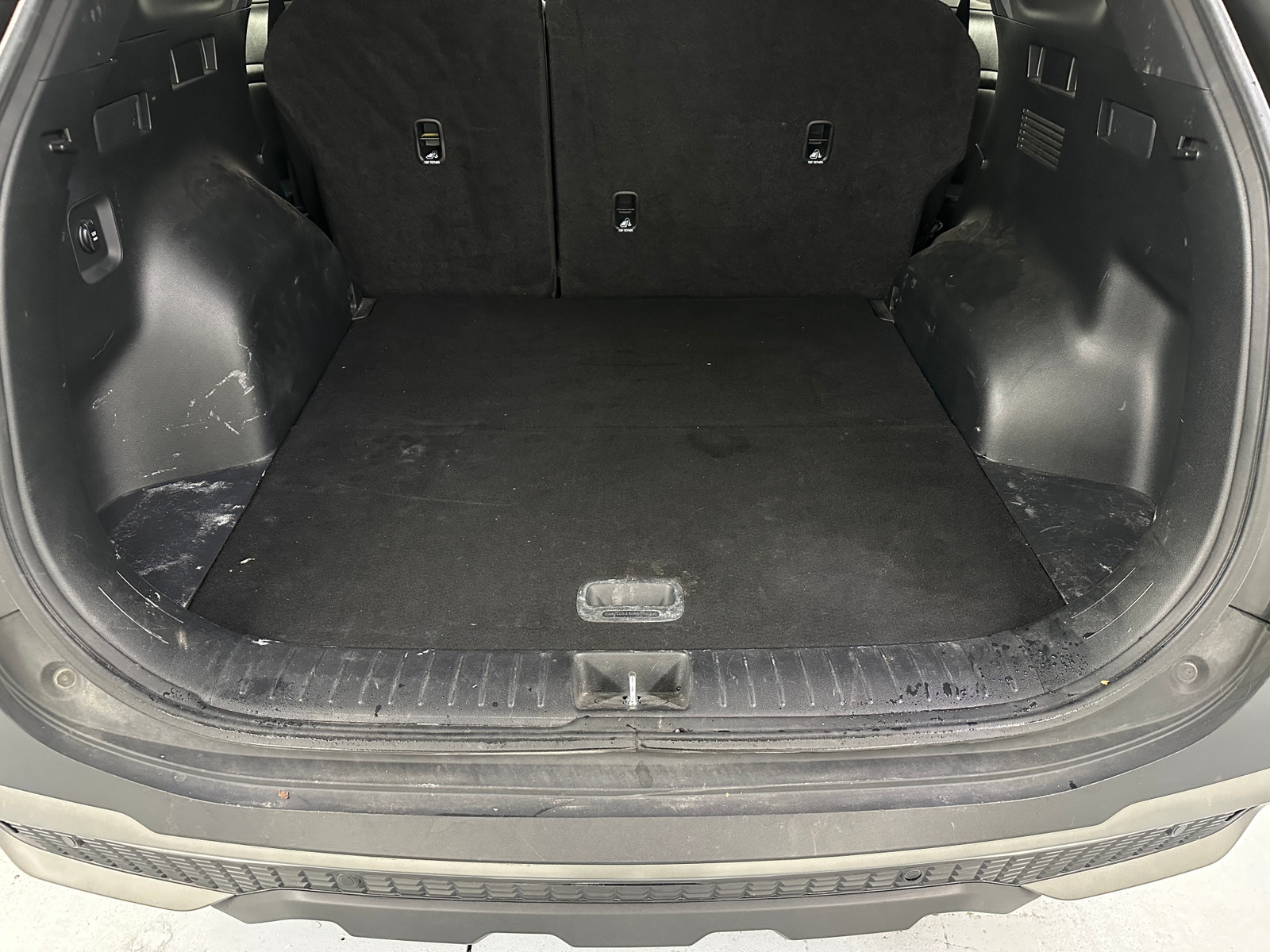 Thumbnail: 2023 Kia Sportage - 6