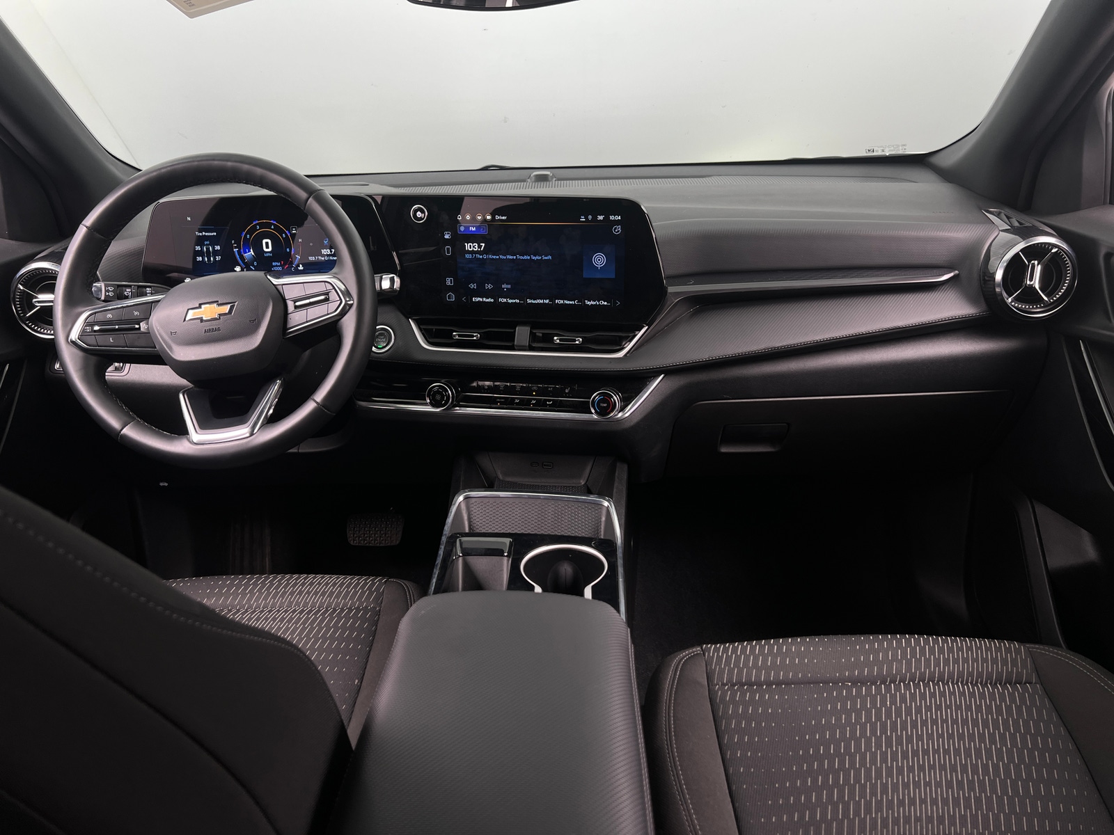 Thumbnail: 2025 Chevrolet Equinox - 3