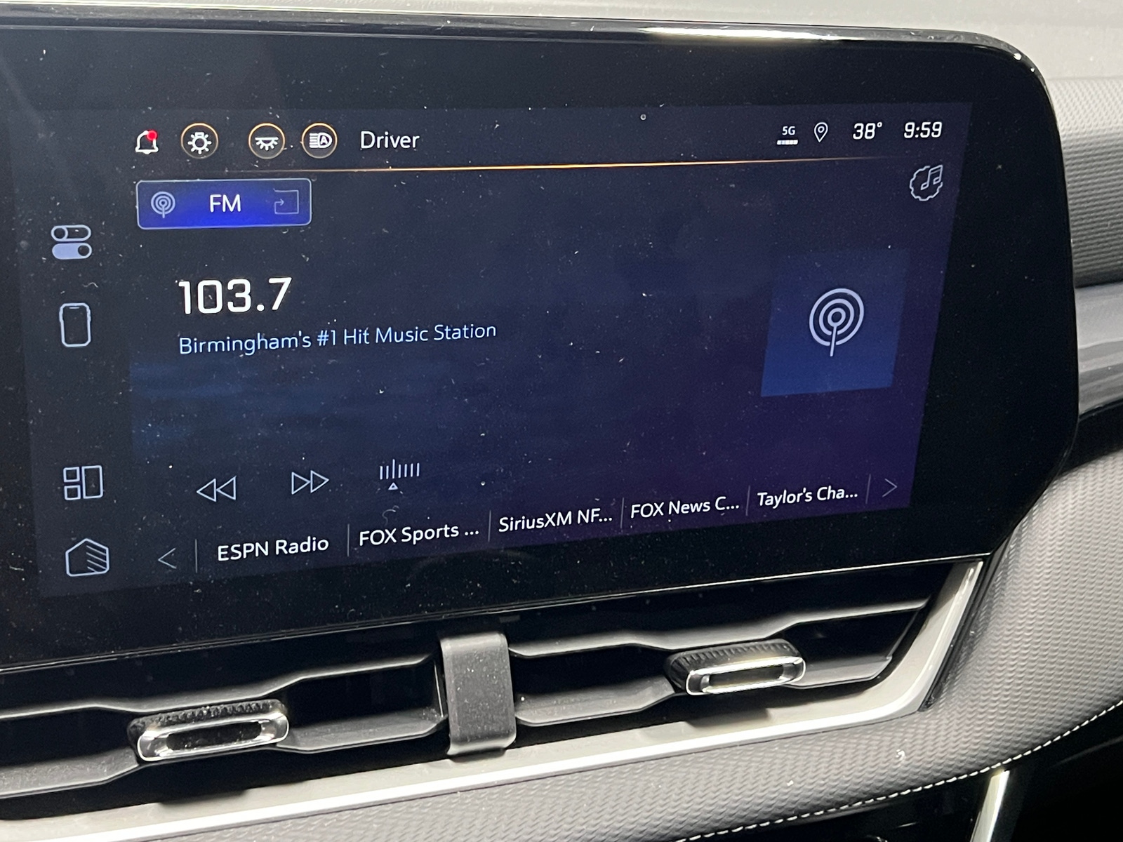 Thumbnail: 2025 Chevrolet Equinox - 4