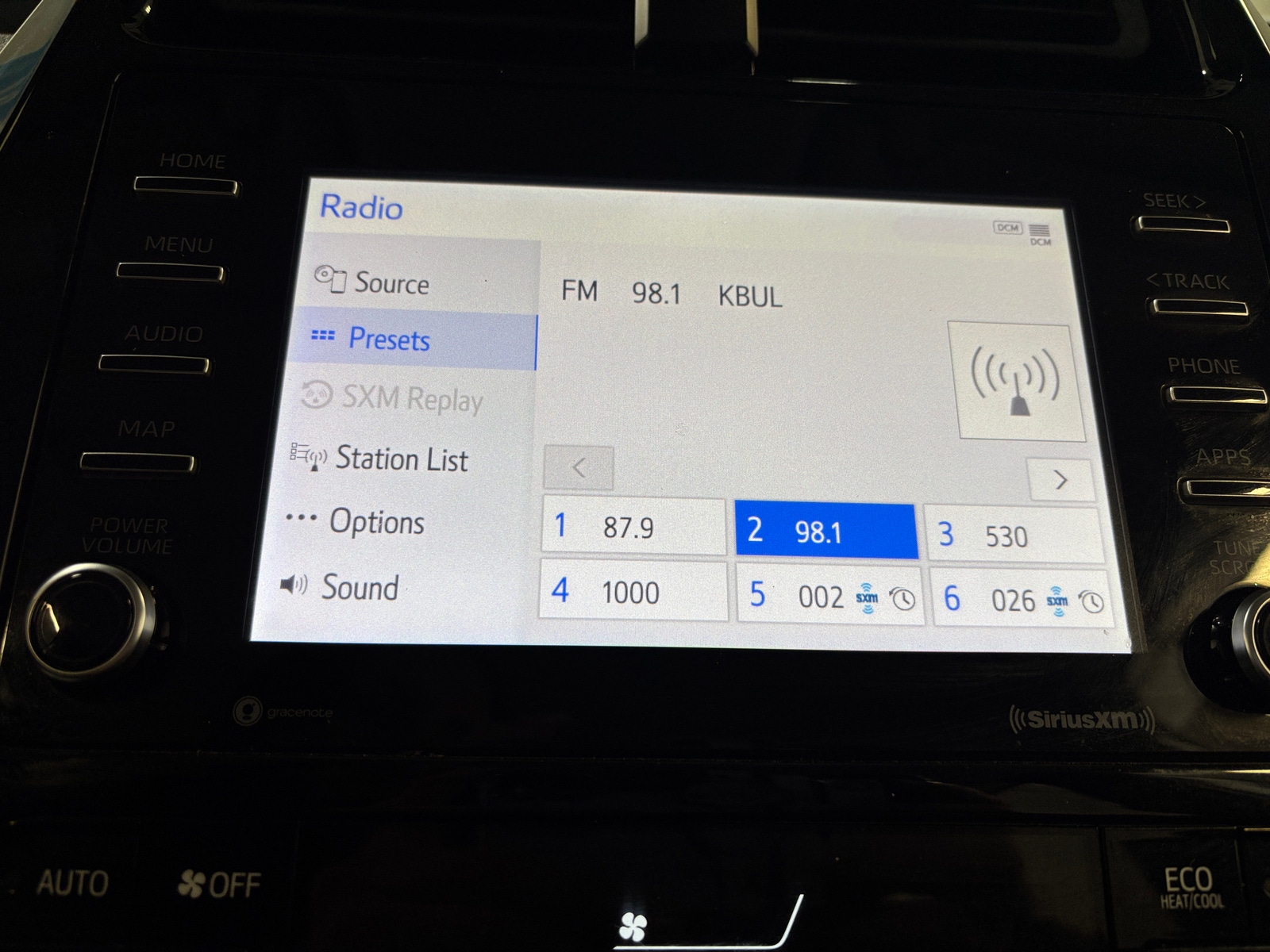 Thumbnail: 2022 Toyota Prius - 3