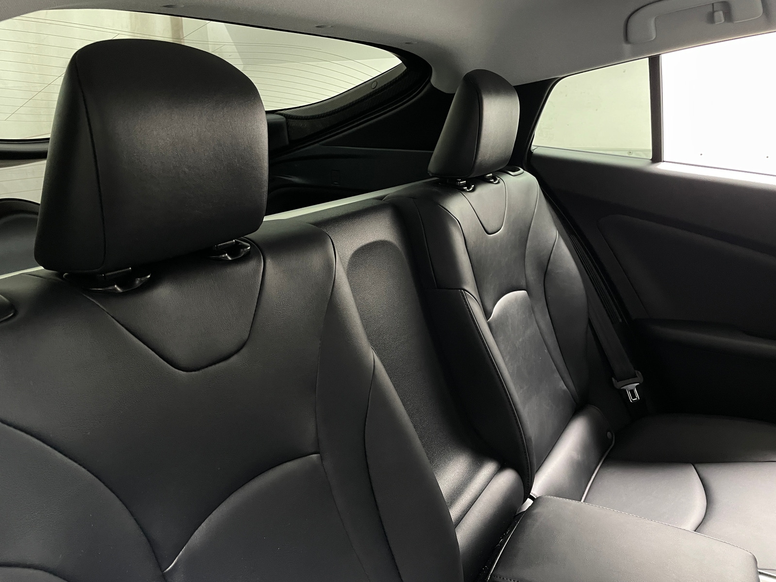 Thumbnail: 2017 Toyota Prius Prime - 5