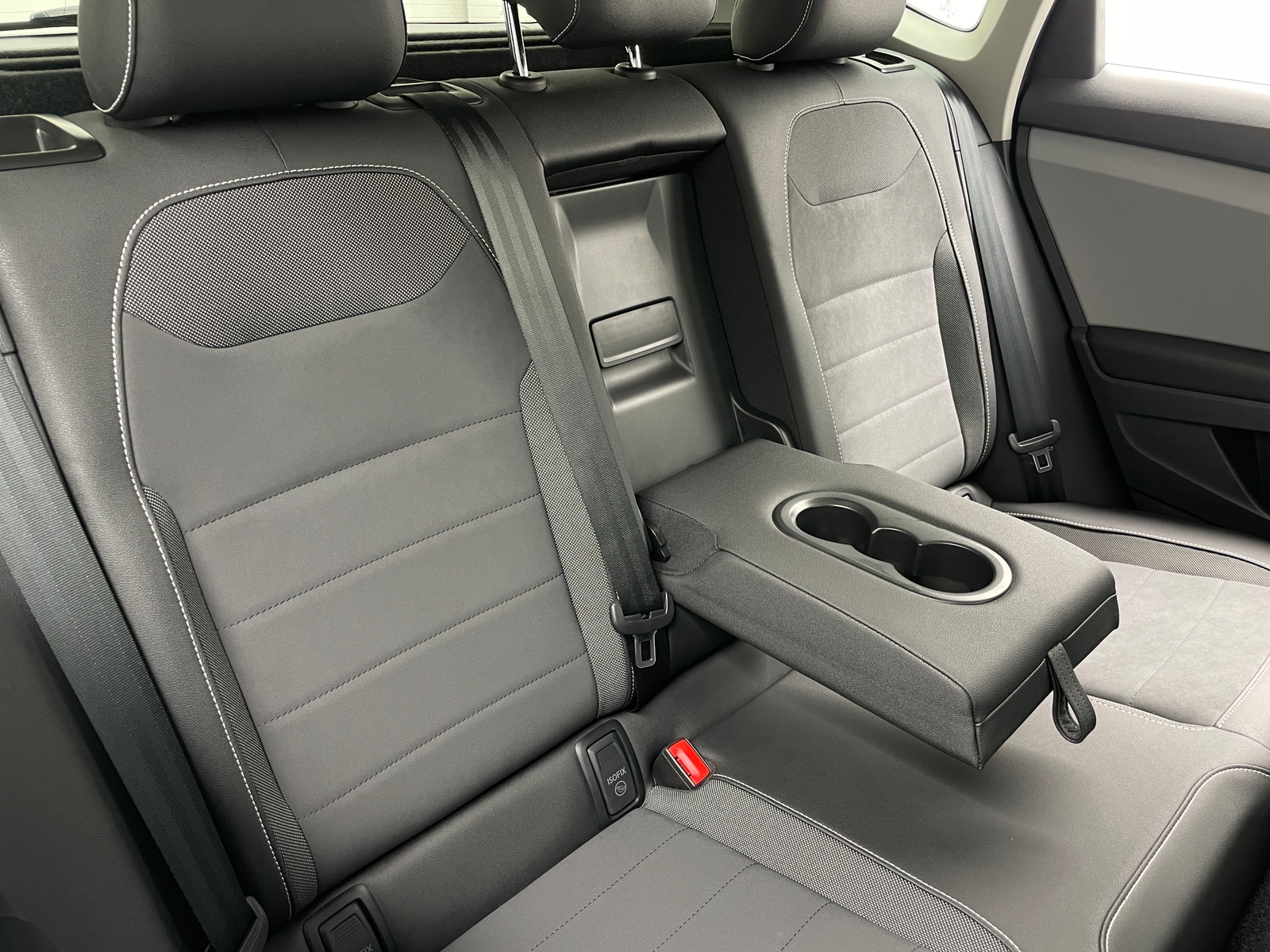 Thumbnail: 2023 Volkswagen Taos - 5