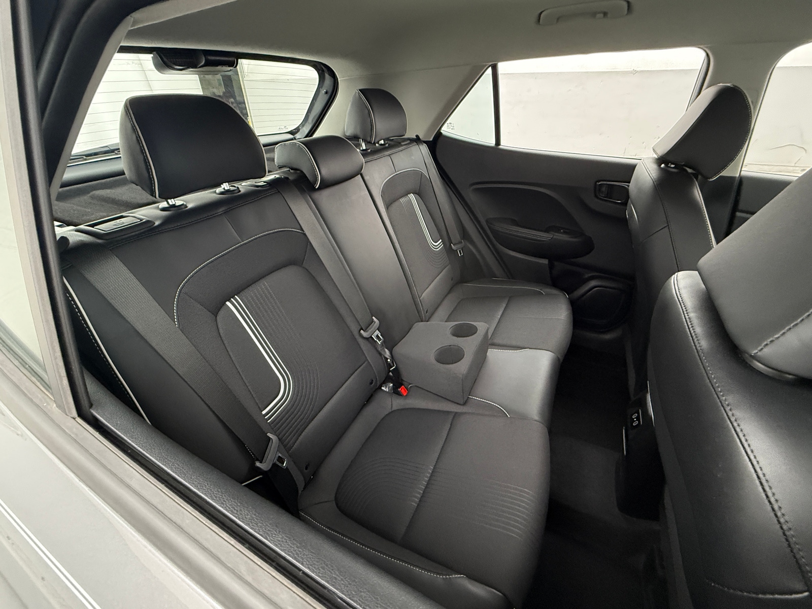 Thumbnail: 2024 Hyundai Venue - 5