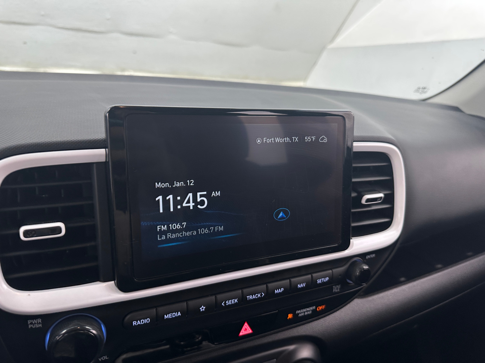 Thumbnail: 2024 Hyundai Venue - 3